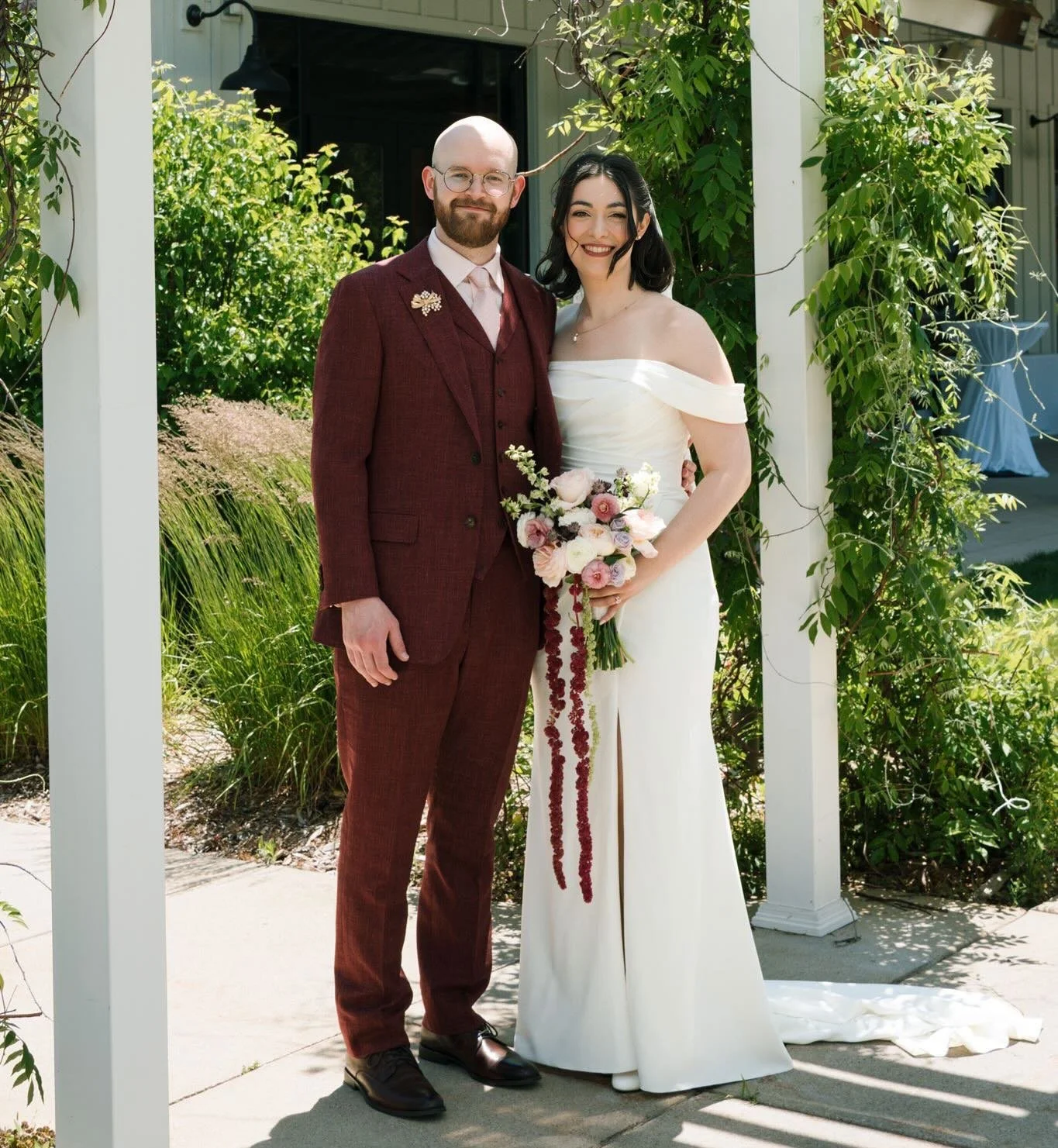 ❤️Madeline &amp; Aaron❤️ These two kind hearted souls said &ldquo;I Do&rdquo; lakeside this summer surrounded by the their friends and family! Madeline looked stunning in her chic &amp; classic @maggiesotterodesigns dress and I think we can all agree