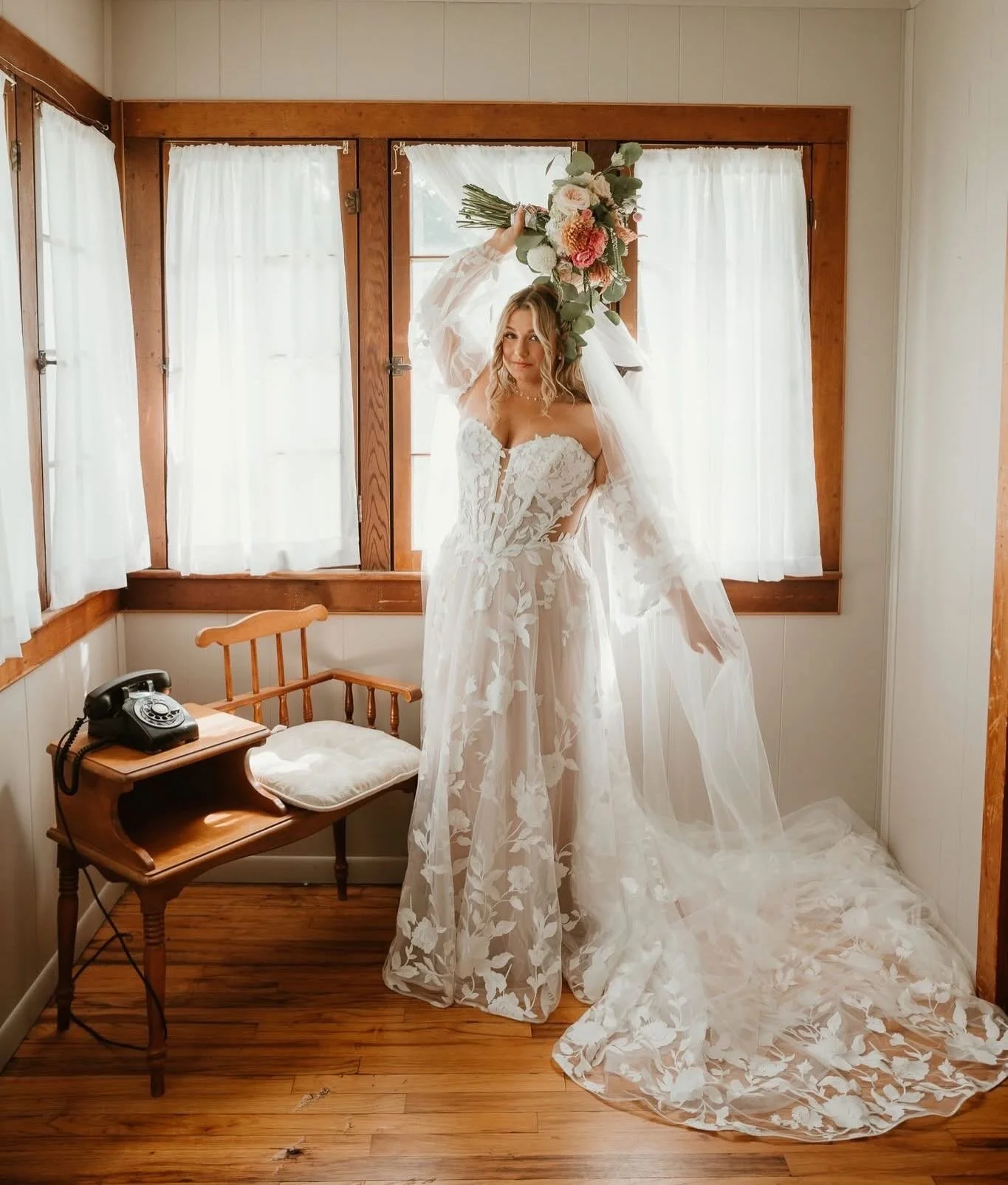 Heaven certainly lived up to her name because she was absolutely angelic on her special day✨🫶🏽 This beautiful bride was elegant as can be in her fully floral lace @maggiesotterodesigns gown and matching bishop sleeves! Sending all our love and happ