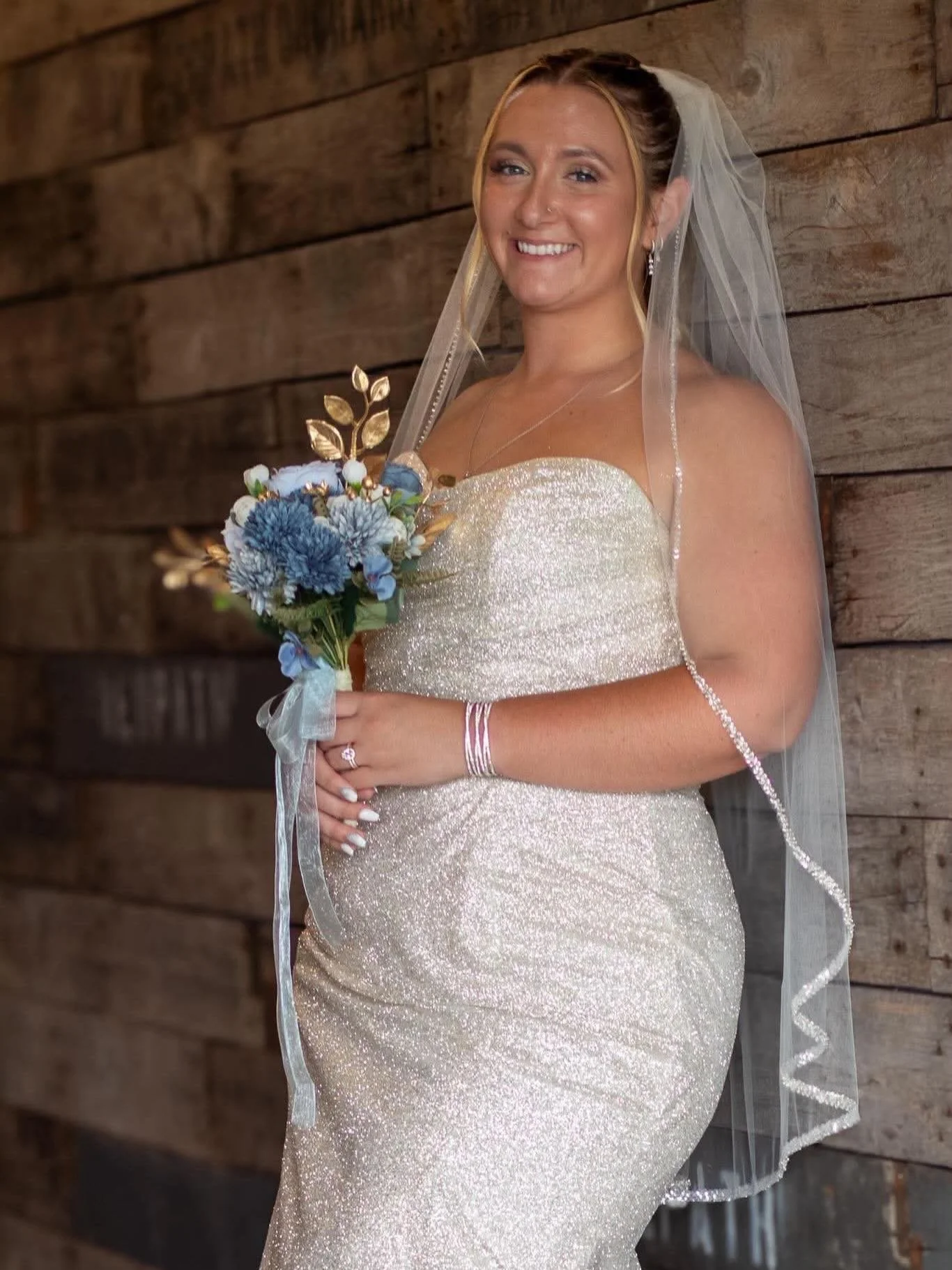 Kendall was LITERALLY sparkling from head to toe on her special day✨✨ This was another group where we were able to dress the bride as well as all the bridesmaids, which was such an honor! This entire party was so easy and fun to work with from start 