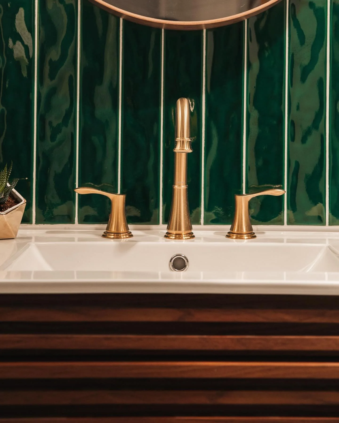 BEfORE &amp; AFTER Just a little peek at this ensuite renovation and how we can help you transform your space into something that reflects your personality and vibe. #beforeandafter