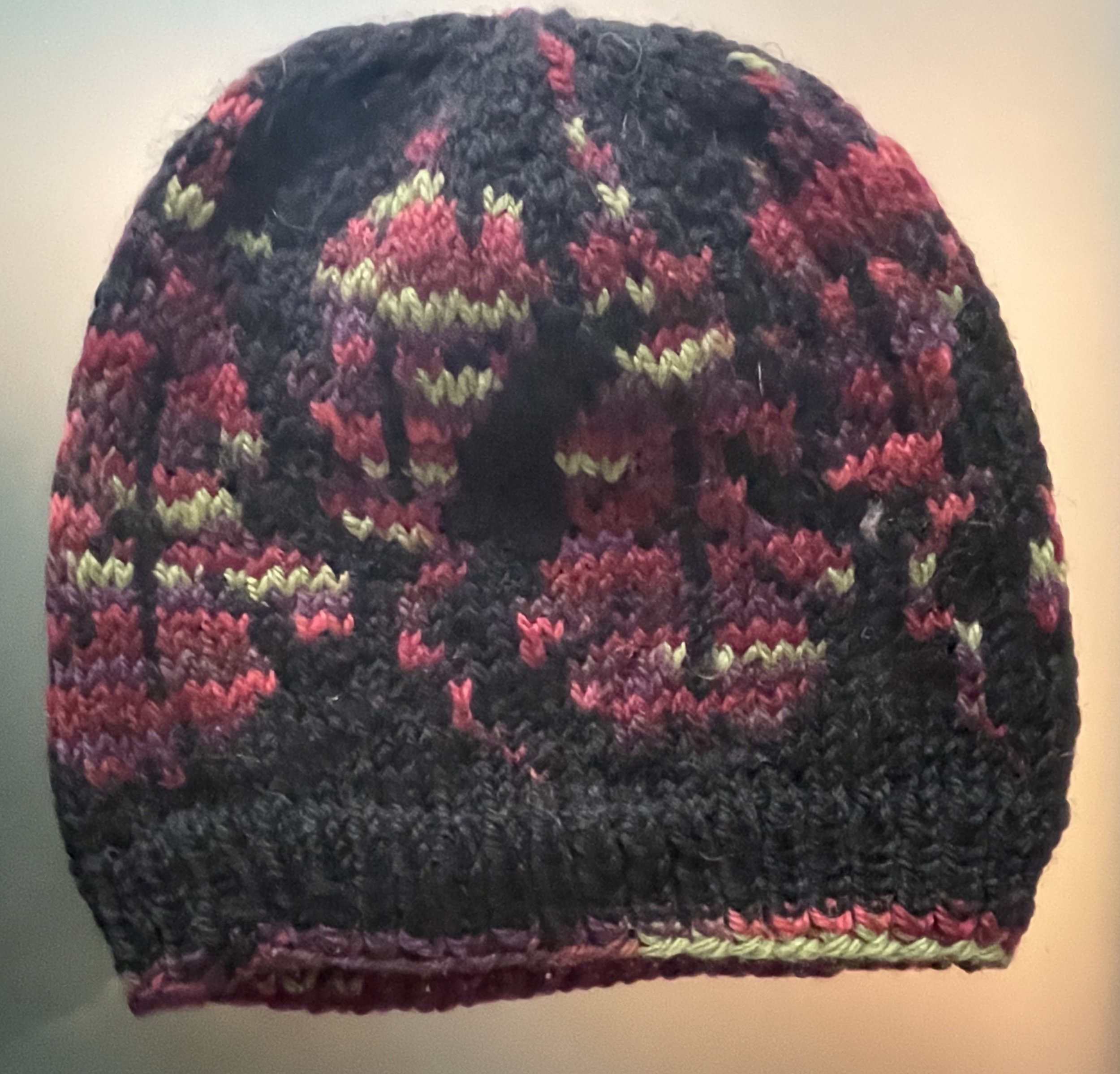 black and red : wool
