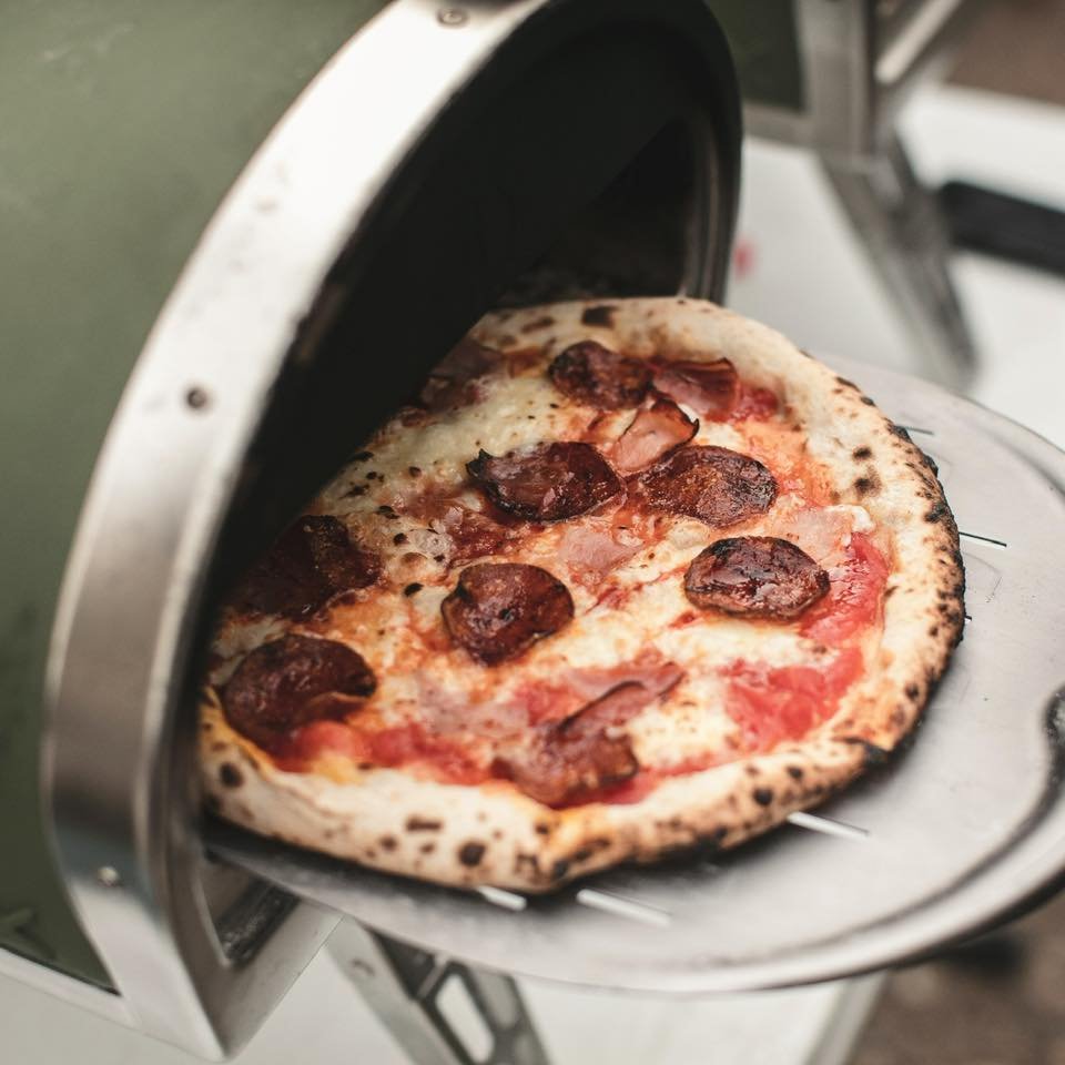 Missed out on today's perfect pizza slice? Don't worry! The Slow Dough Pizza Co is back at The Royal Oak tomorrow from 5:30 PM, and the weather&rsquo;s looking up too. Come grab your slice of deliciousness! 🍕✨

#RoyalOak #SlowDoughPizza #PizzaNight 