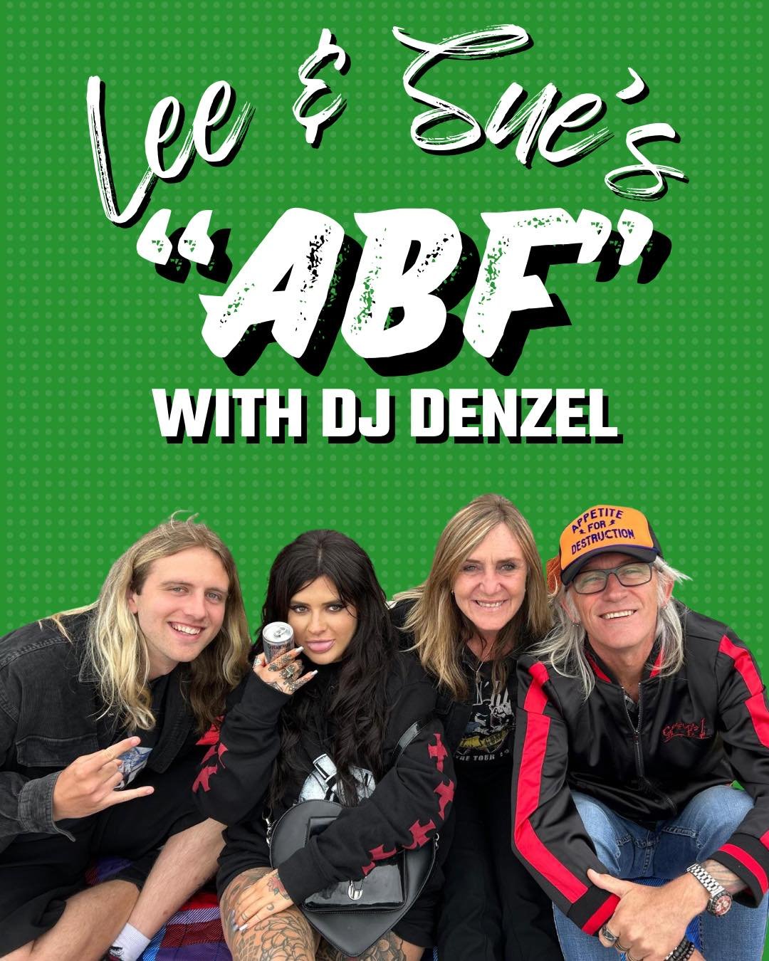 Join us this Friday night at the Royal Oak for Lee and Sue's ABF! 🎉 It's your last chance to catch them here, so don't miss out. Plus, DJ Denzel will be spinning tunes all night long! 

#RoyalOak #ABF #FarewellParty #DJNight #FridayNight #EndOfAnEra