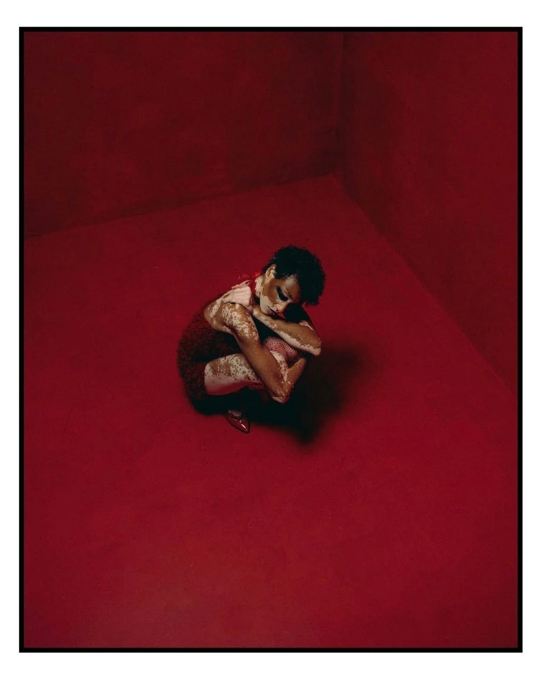 Obsessed with these shots taken by @mindofjr a few weeks ago at the studio😮&zwj;💨

captured and CD: @mindofjr 
stylist: rollingstonee
model: @lyssaanixx
makeup: @thespadeeffect
studio: @wtrcooler.studio
assists:@enriqueemiliov @thesystemsaredown

#