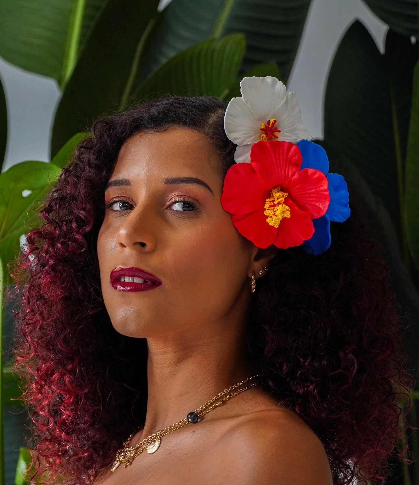 CURLS &amp; ROOTS by @marthalisethphotography 

&ldquo;My Artist-in-Residence project focuses on celebrating the diversity of curls across Latin countries, highlighting the beauty and strength of Latina women. Each model will represent a different co