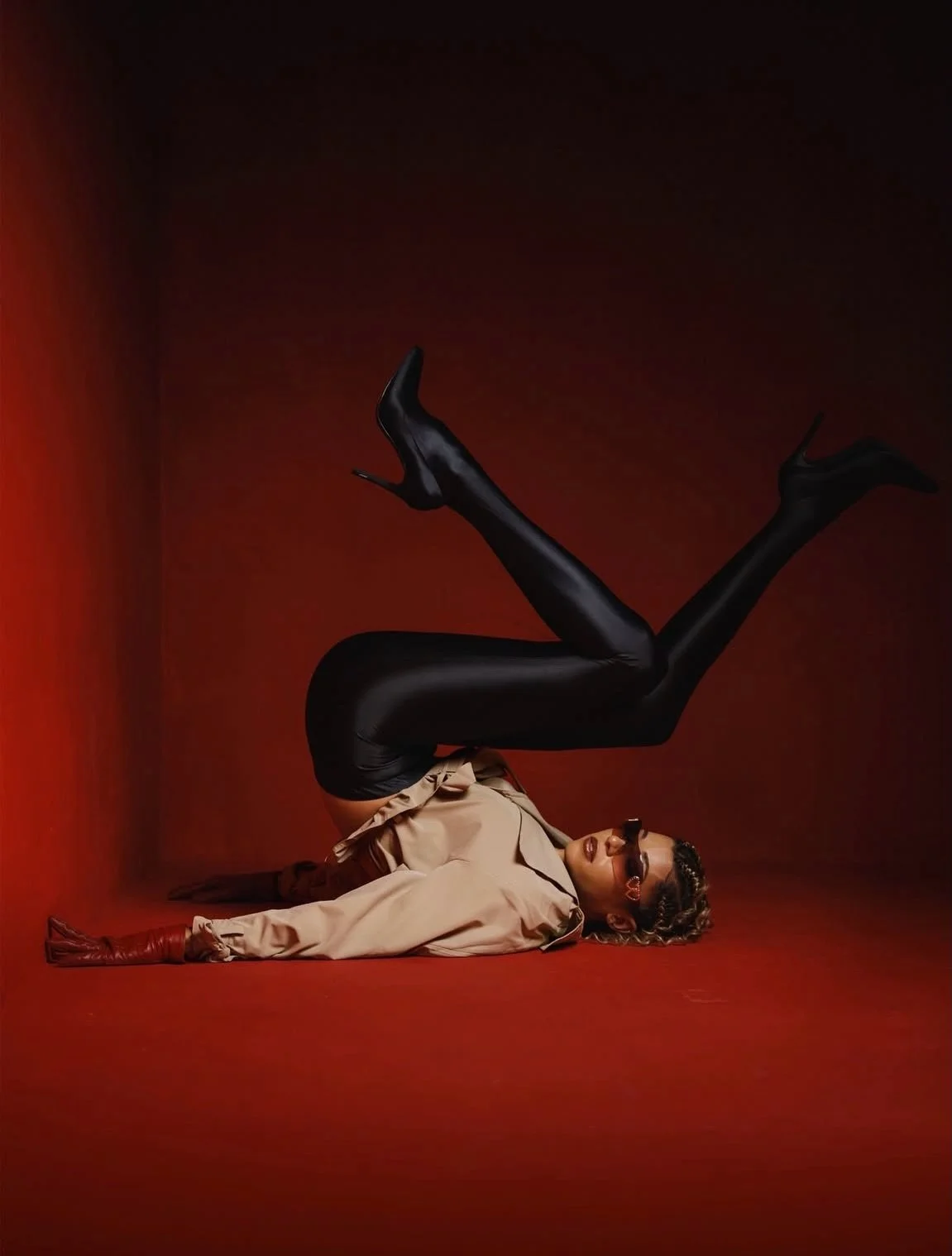 Absolutely obsessed with this shoot❗️

Repost: @stylecruze 

#repost #wtrcoolerstudio #tampaflorida #photostudiorental #photography