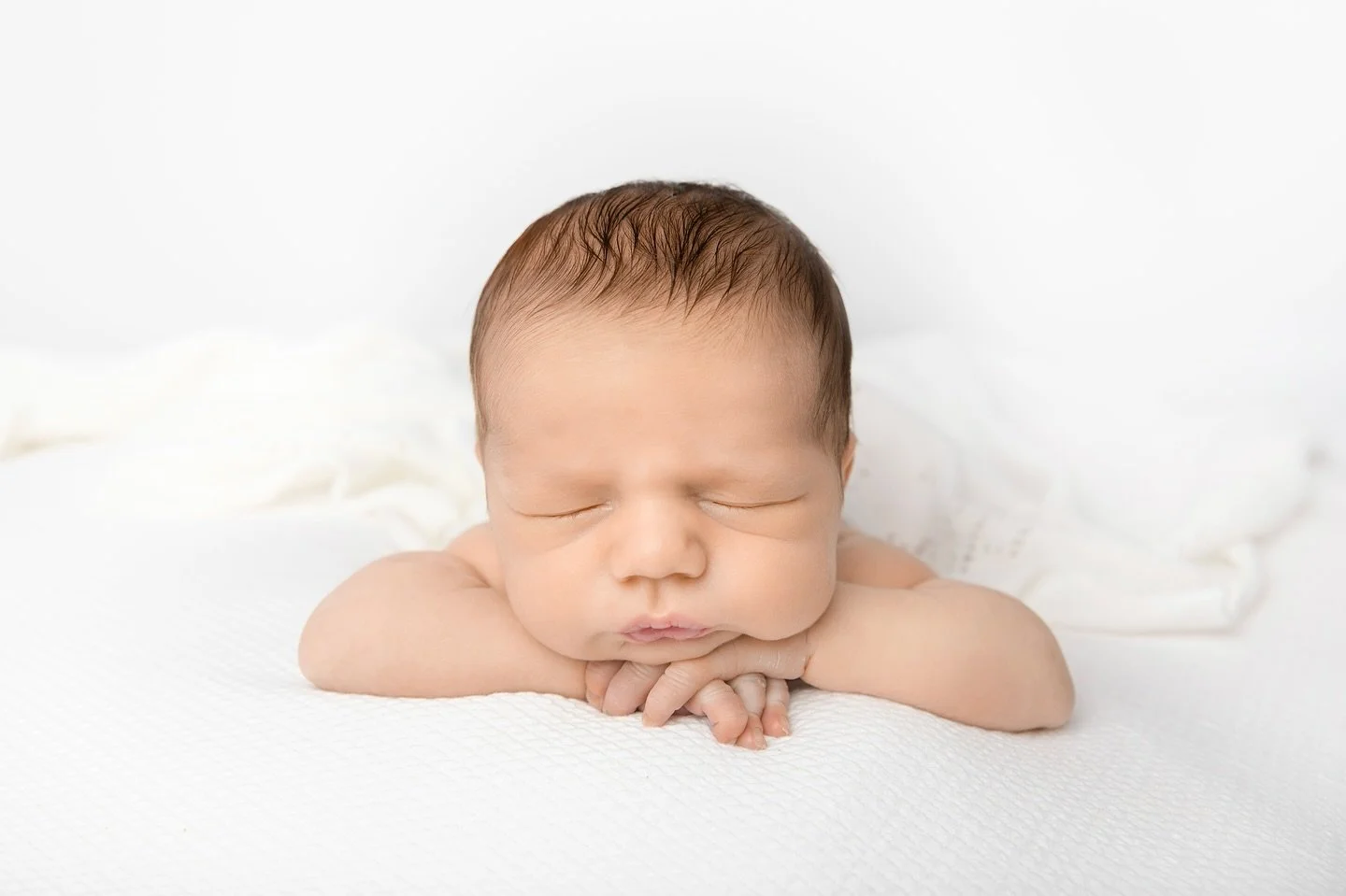 Baby Hugo from his newborn session on Monday. Had the loveliest week photographing 5 tiny babies all under 21 days old (which is the time I recommend for newborn sessions) &amp; also photographed an almost 1 year old for his cake smash. A busy week o