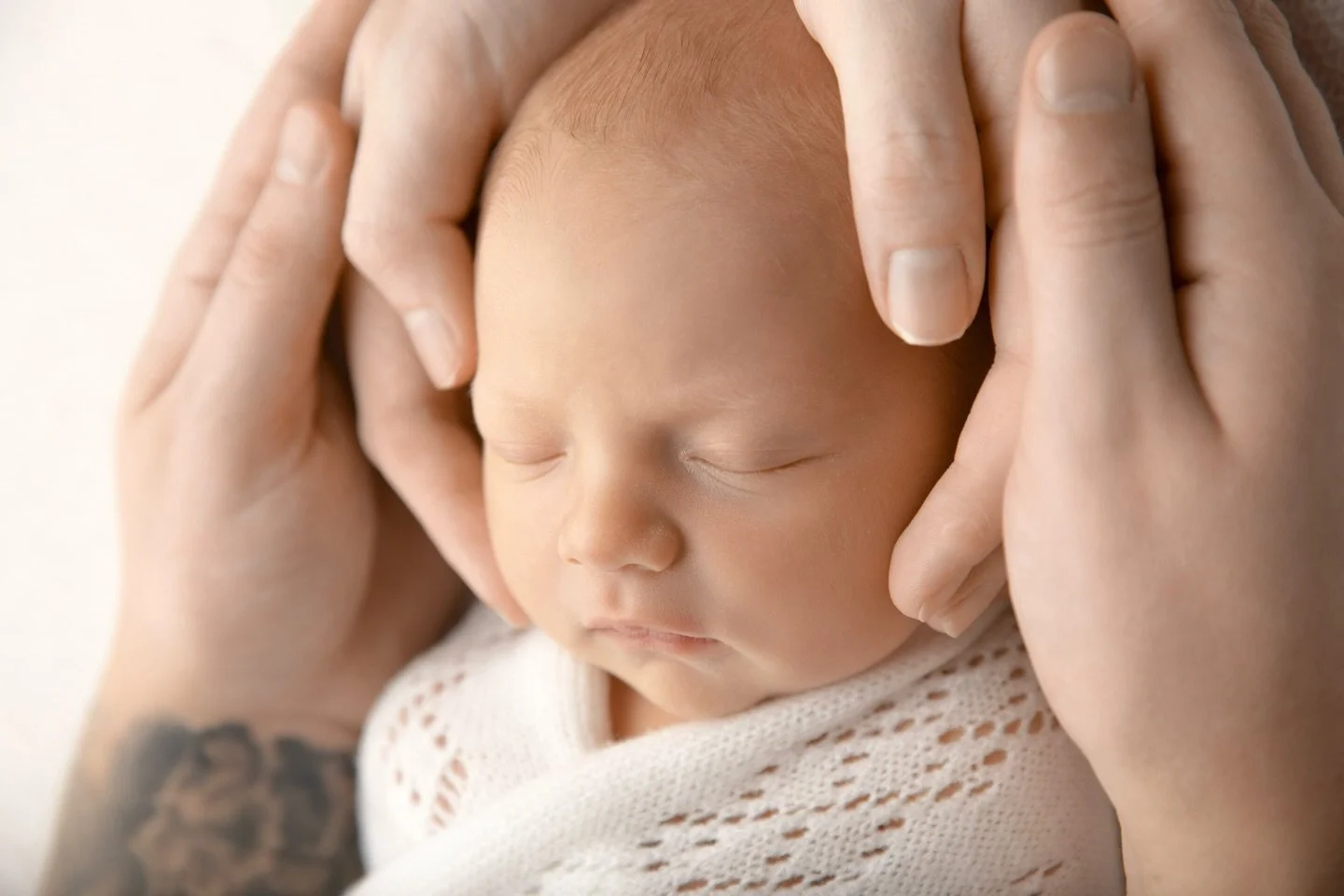 Happy Friday all 🤍 I&rsquo;ve just finished my final session of the week with a maternity session with a lovely couple waiting patiently for the arrival of their little one. I&rsquo;ve had a busy few weeks &amp; finally feeling on top of my editing 