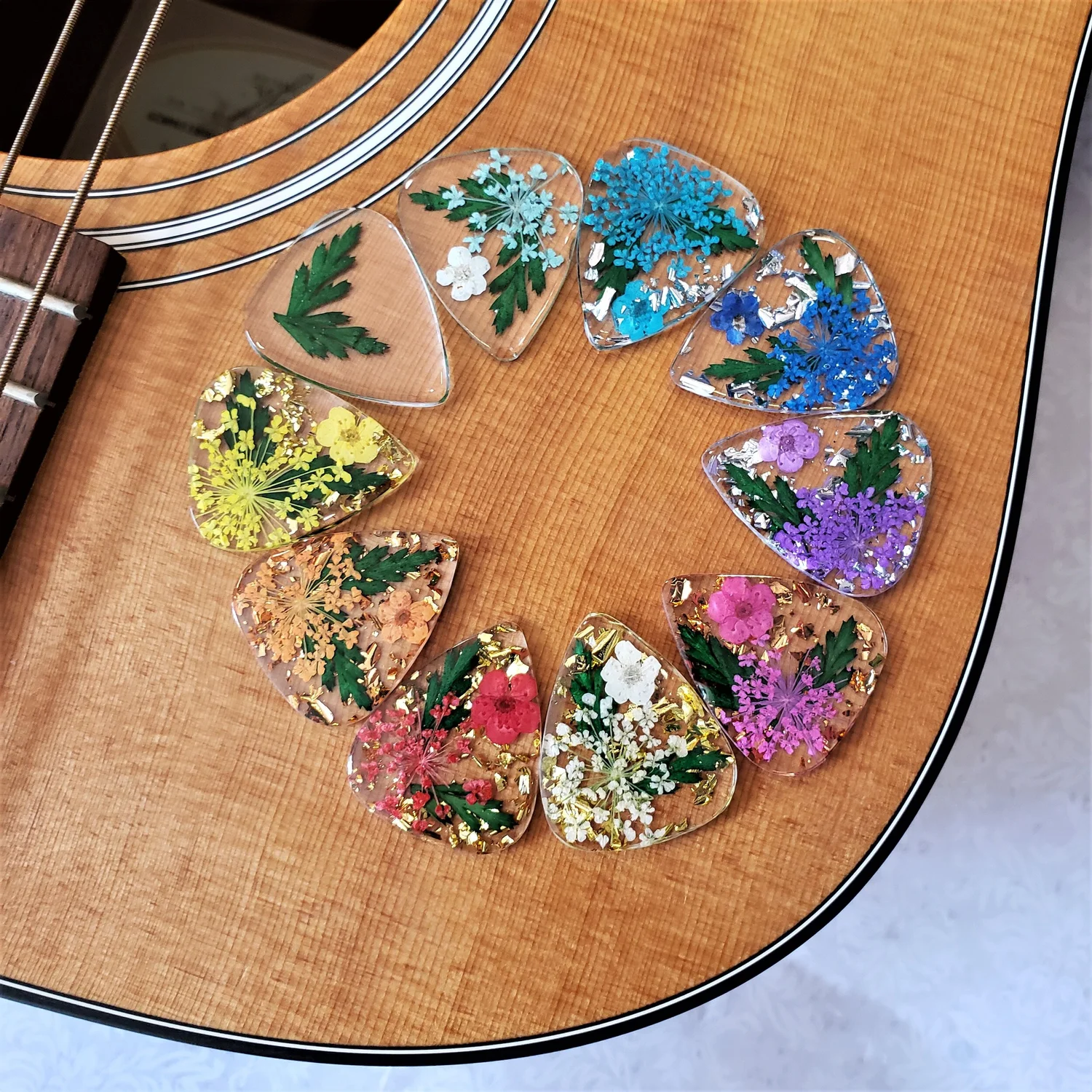 Custom Resin Flower Guitar Picks