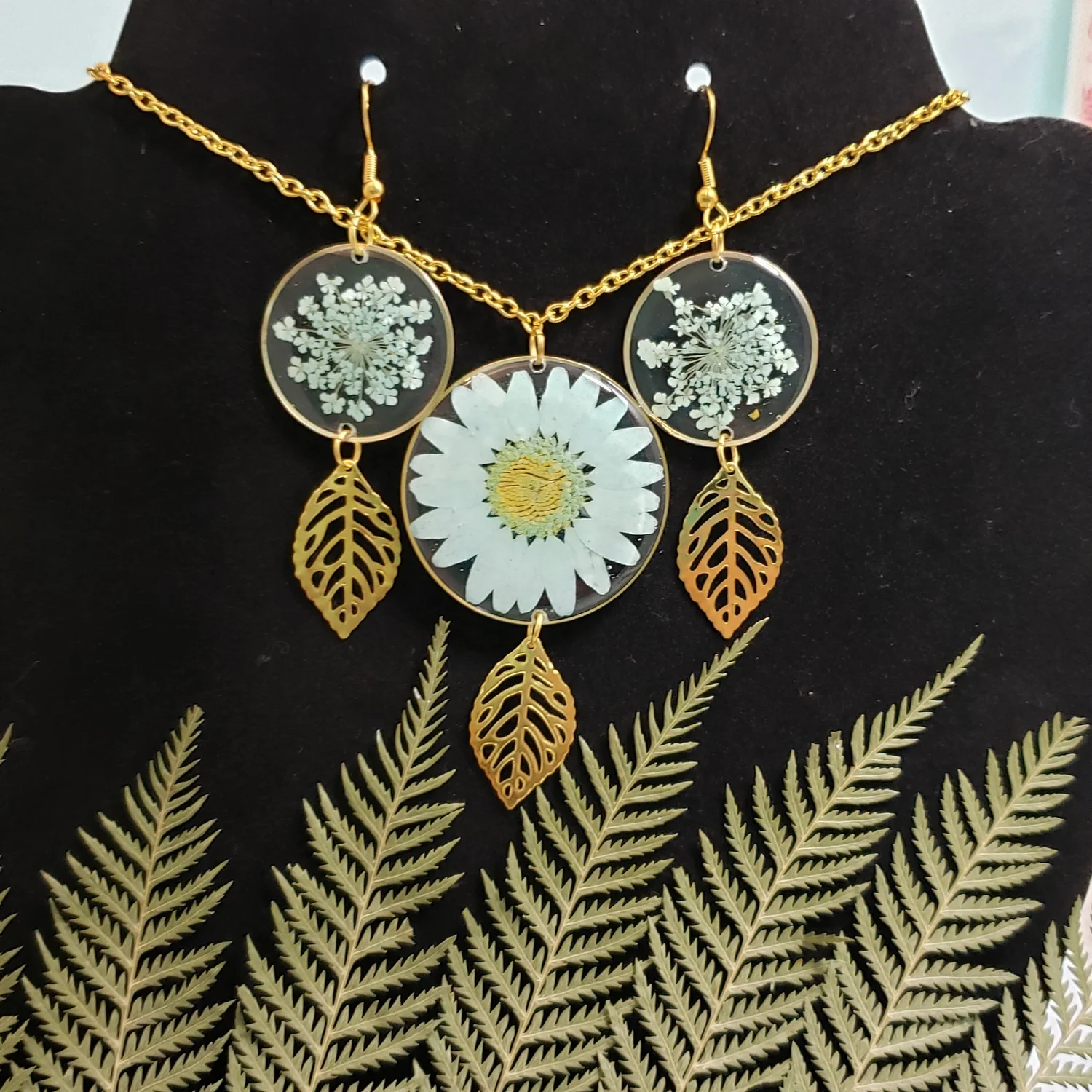 Custom circle and leaf Real Flower Earrings / necklace