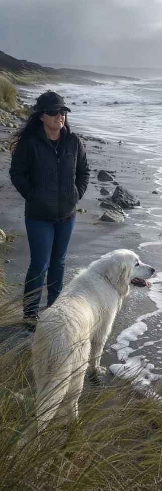 MaryEllen and her Great Pyrenees, Lumi