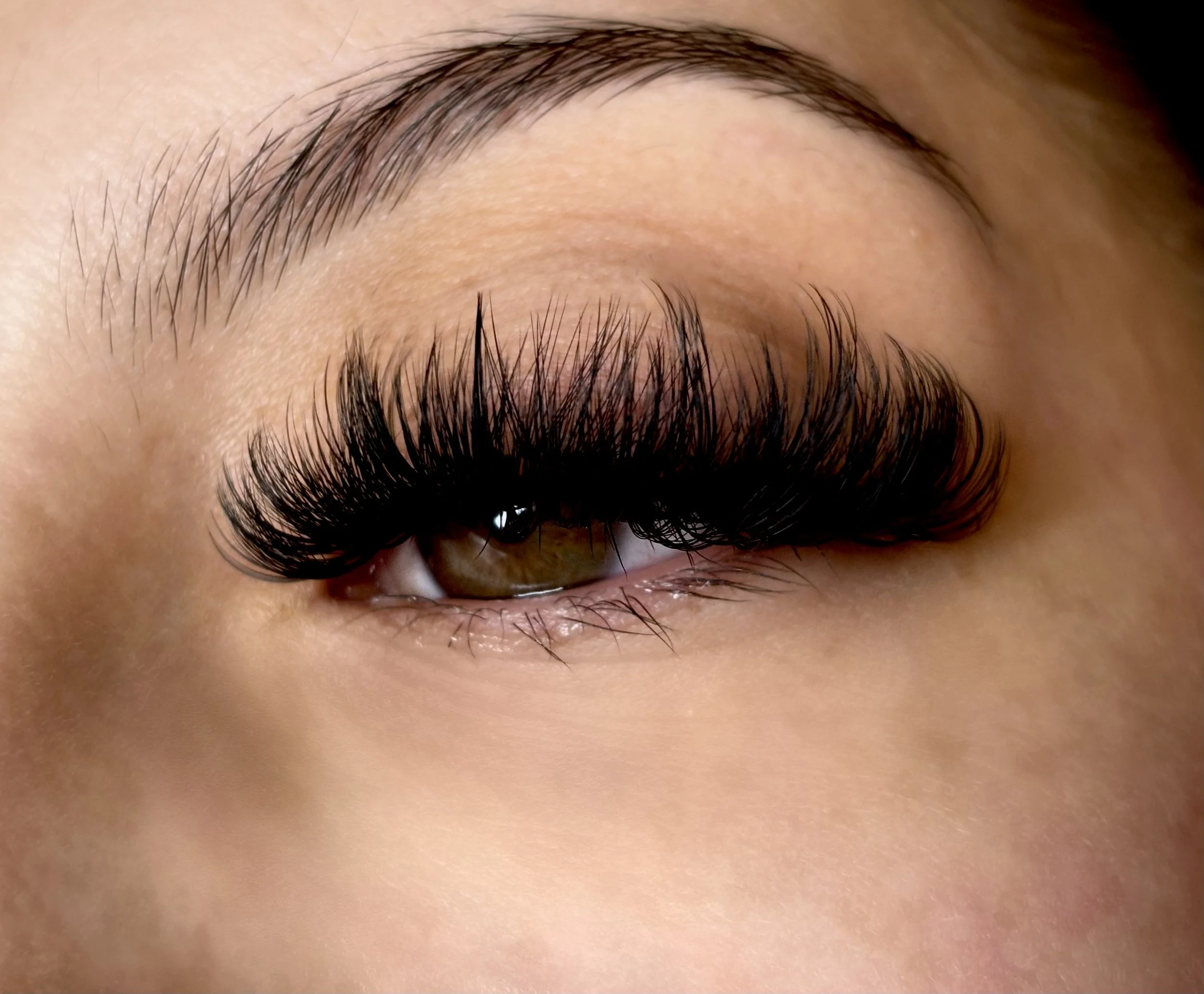 Mega Volume - Dramatic Glam