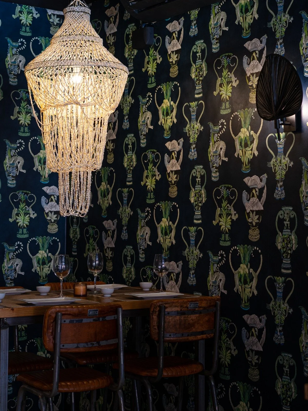 Restaurante japonés de cocina fusión, proyecto de interiorismo y decoración 