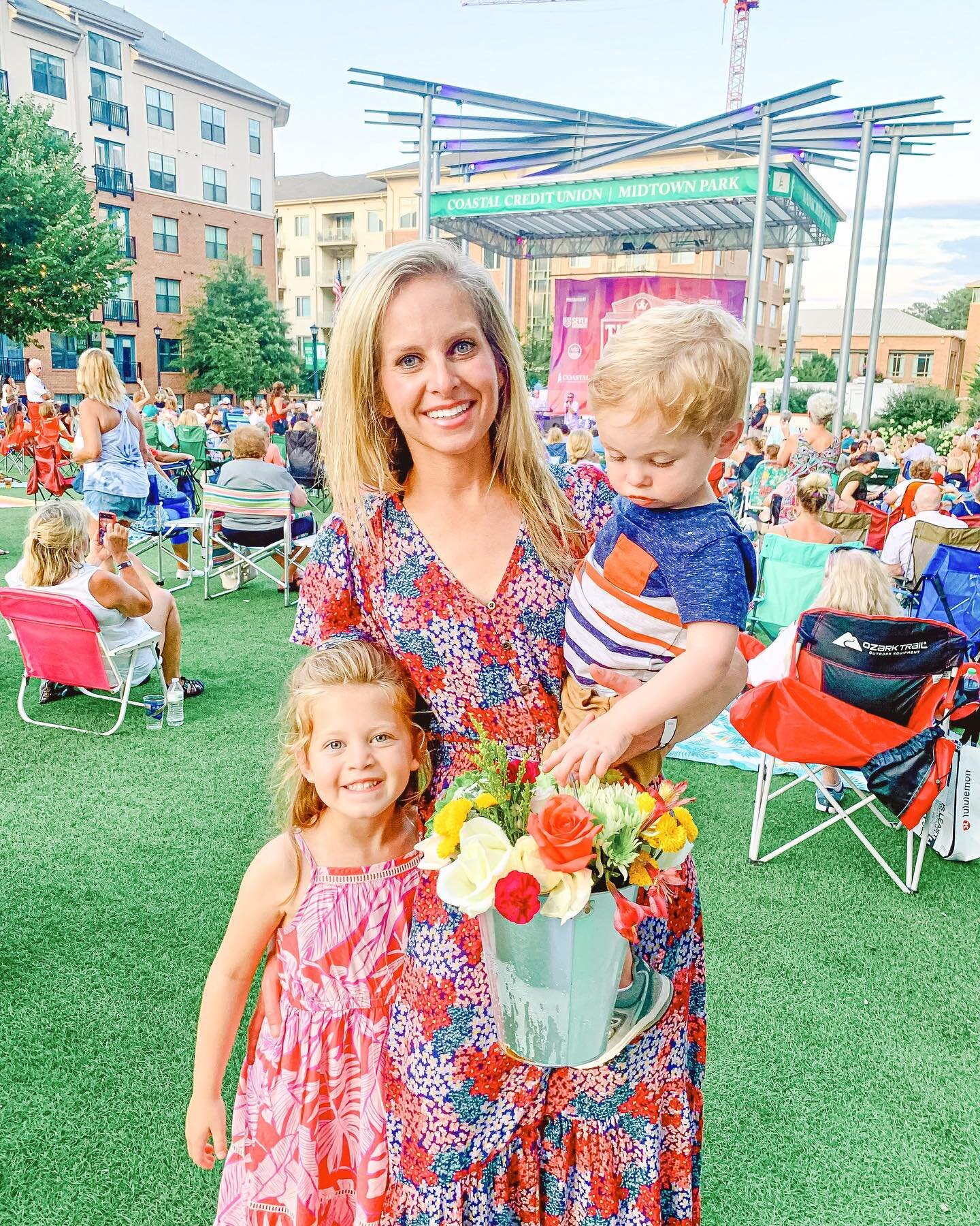 Live music is back at Midtown Park this summer! 🎵 Purchase a ticket to this week&rsquo;s concert at Midtown Park &amp; you&rsquo;ll be entered for a chance to win a @southernpicnics luxury picnic, an @onboardchar charcuterie board &amp; a bucket of 