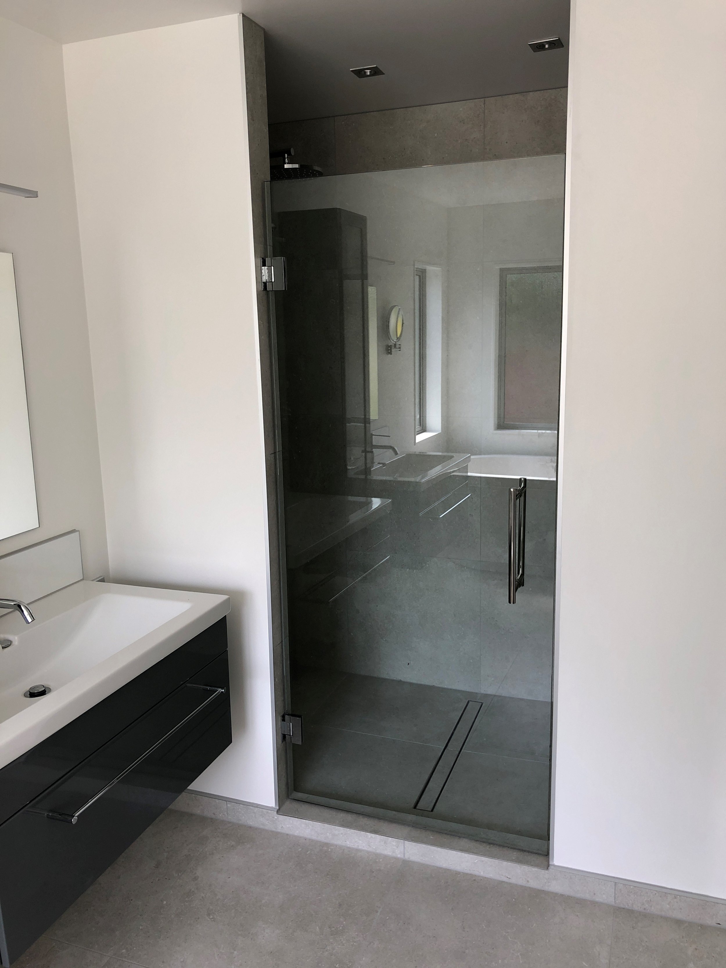 Bowen Shower Door .jpg