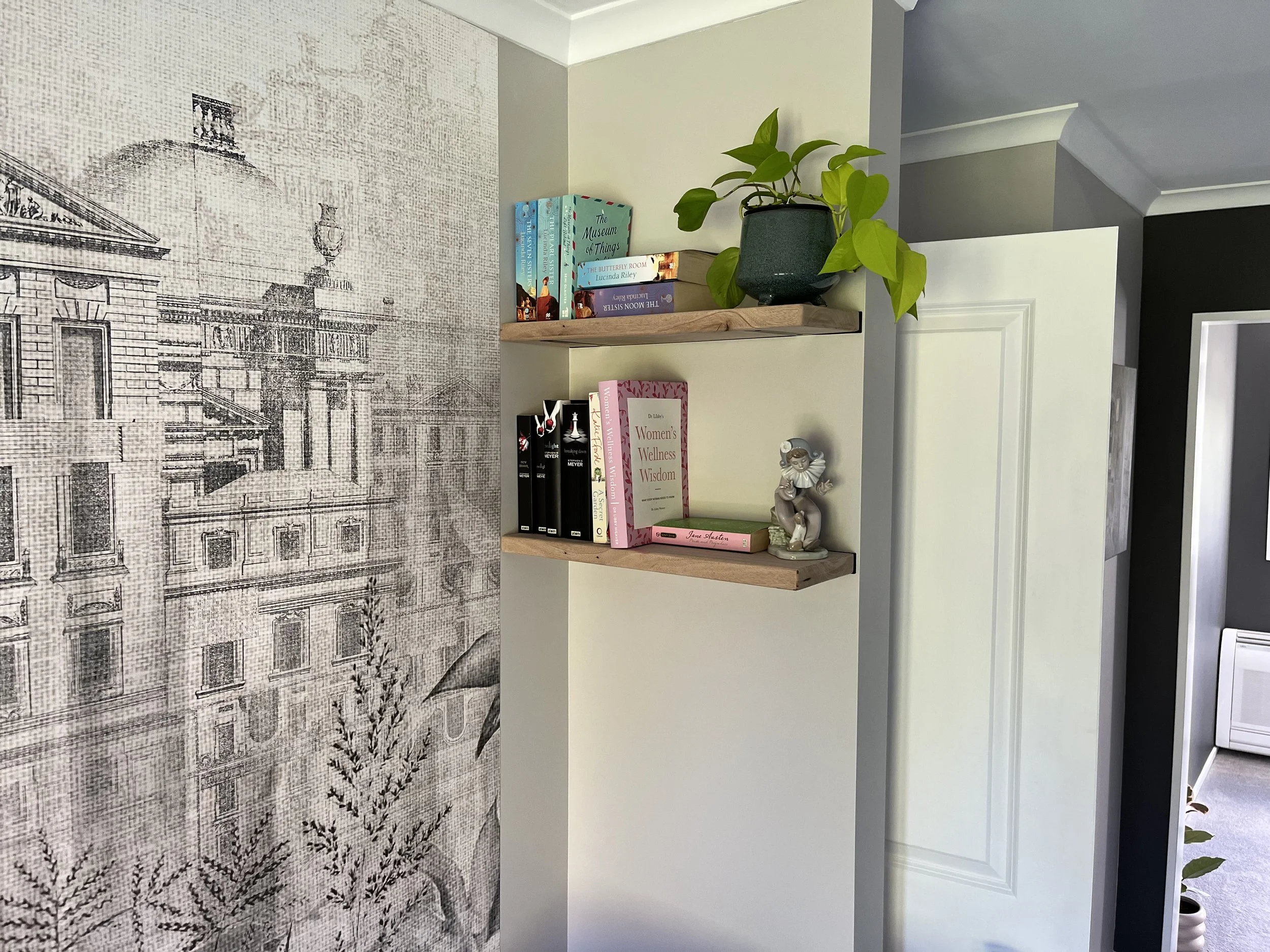 Beech floating Shelve 1.JPG