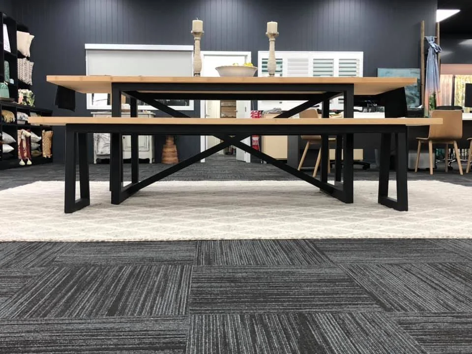 table+bench seats 2.jpg