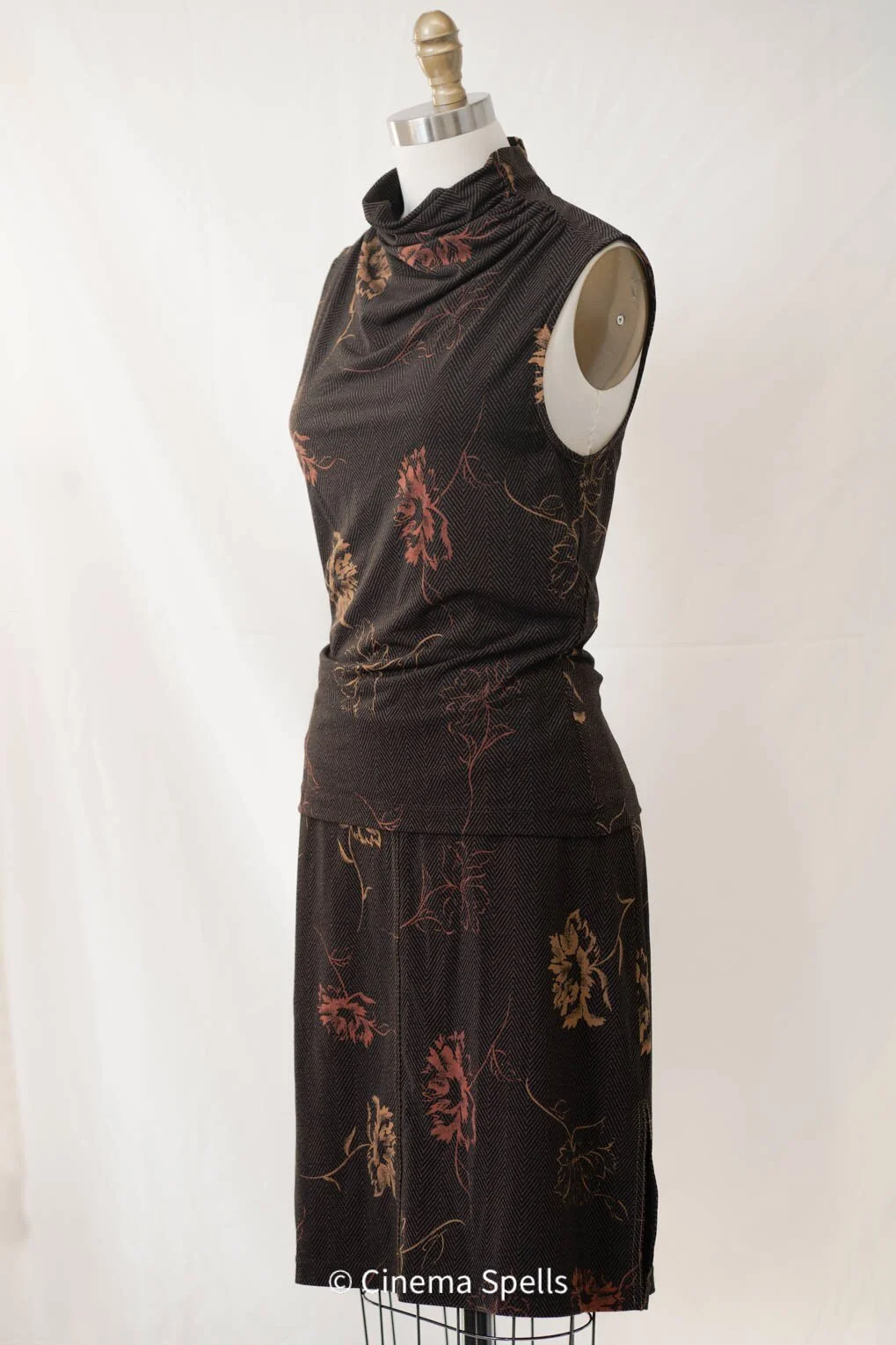 Vintage Floral Skirt & Sleeveless Turtleneck Set As Seen On Lorelai On Gilmore Girls (US M)