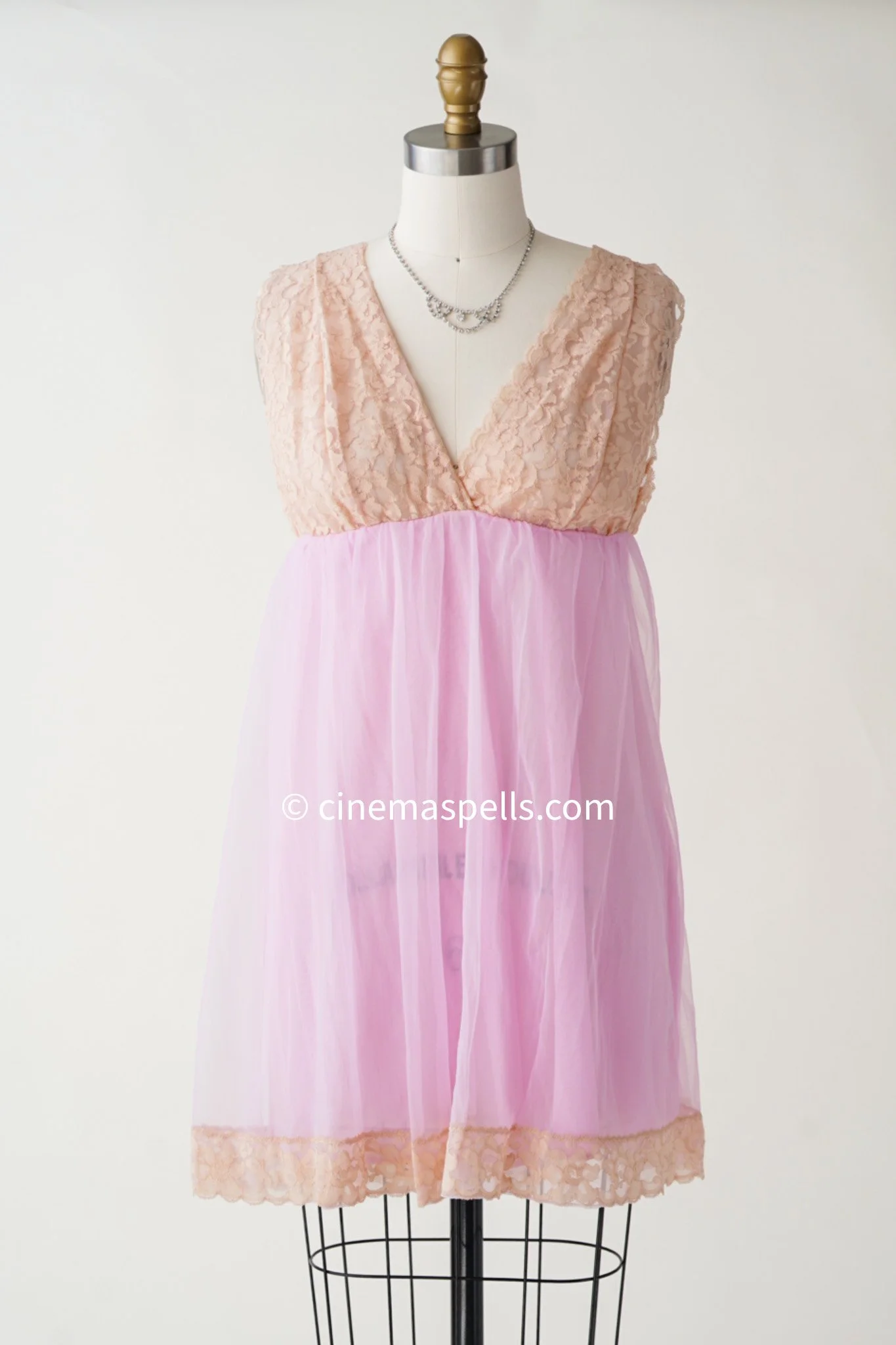 1970s~ Minx Wardrobe ~ Pink & Peach Sheer Lace Babydoll Slip (S/M)