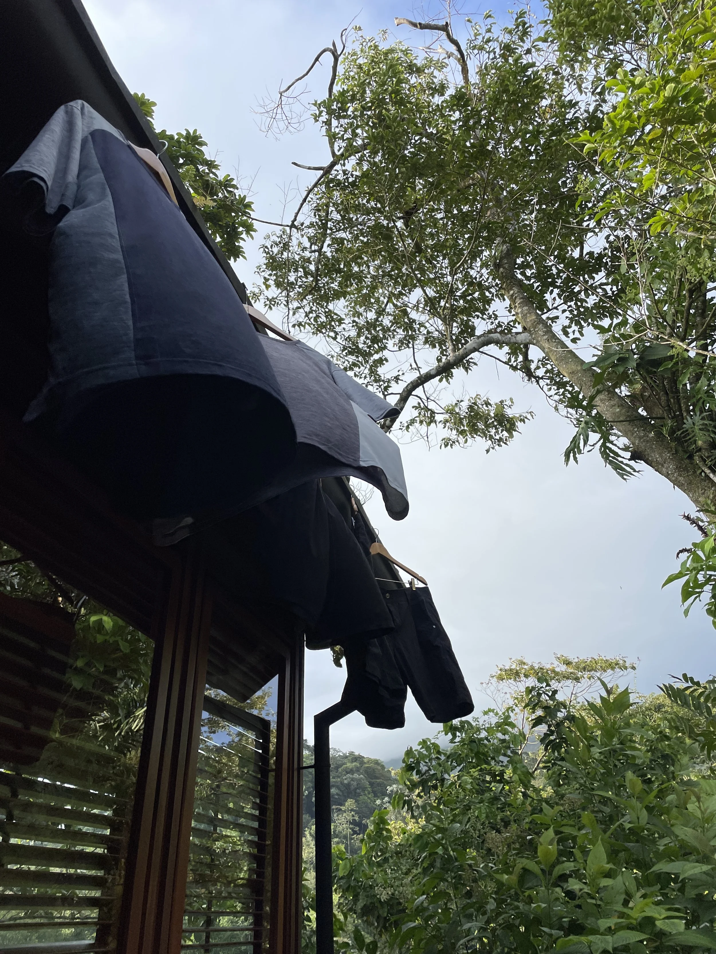  Hanging clothes to dry on the gutters….luckily casitas are all private so no one could see our hillbilly ways :) 