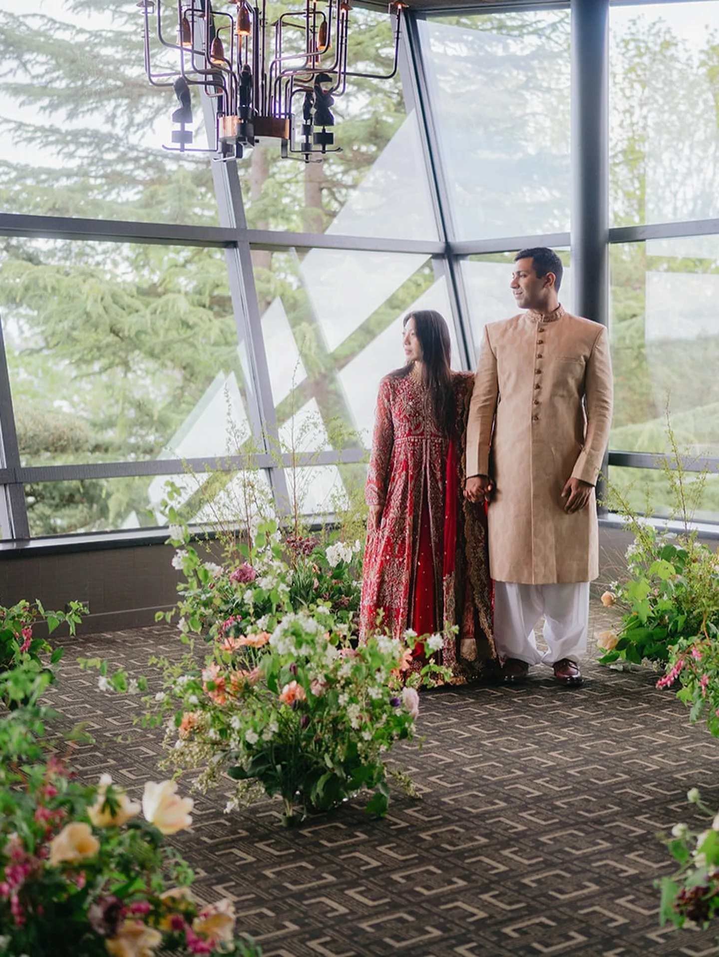 This is your reminder to focus on how you want your wedding to ✨feel✨

Before endlessly scrolling Pinterest, following a bazillion amazing vendors, or going down a TikTok rabbit hole&hellip; difficult, I know. 

I&rsquo;ve got a new freebie for you: 