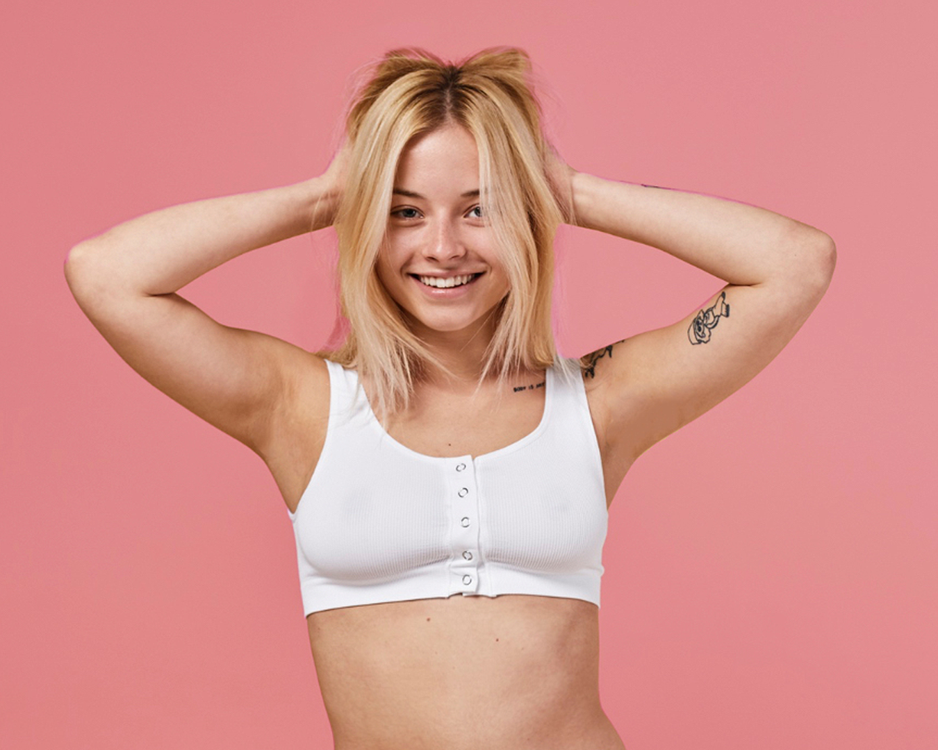 Underarms waxing service