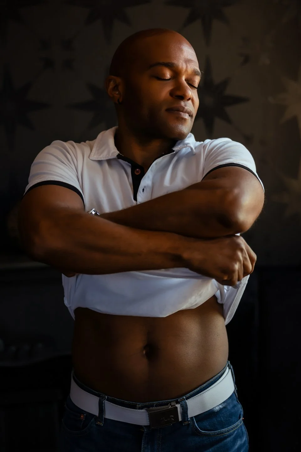 male_boudoir_photographer_near_me.jpg