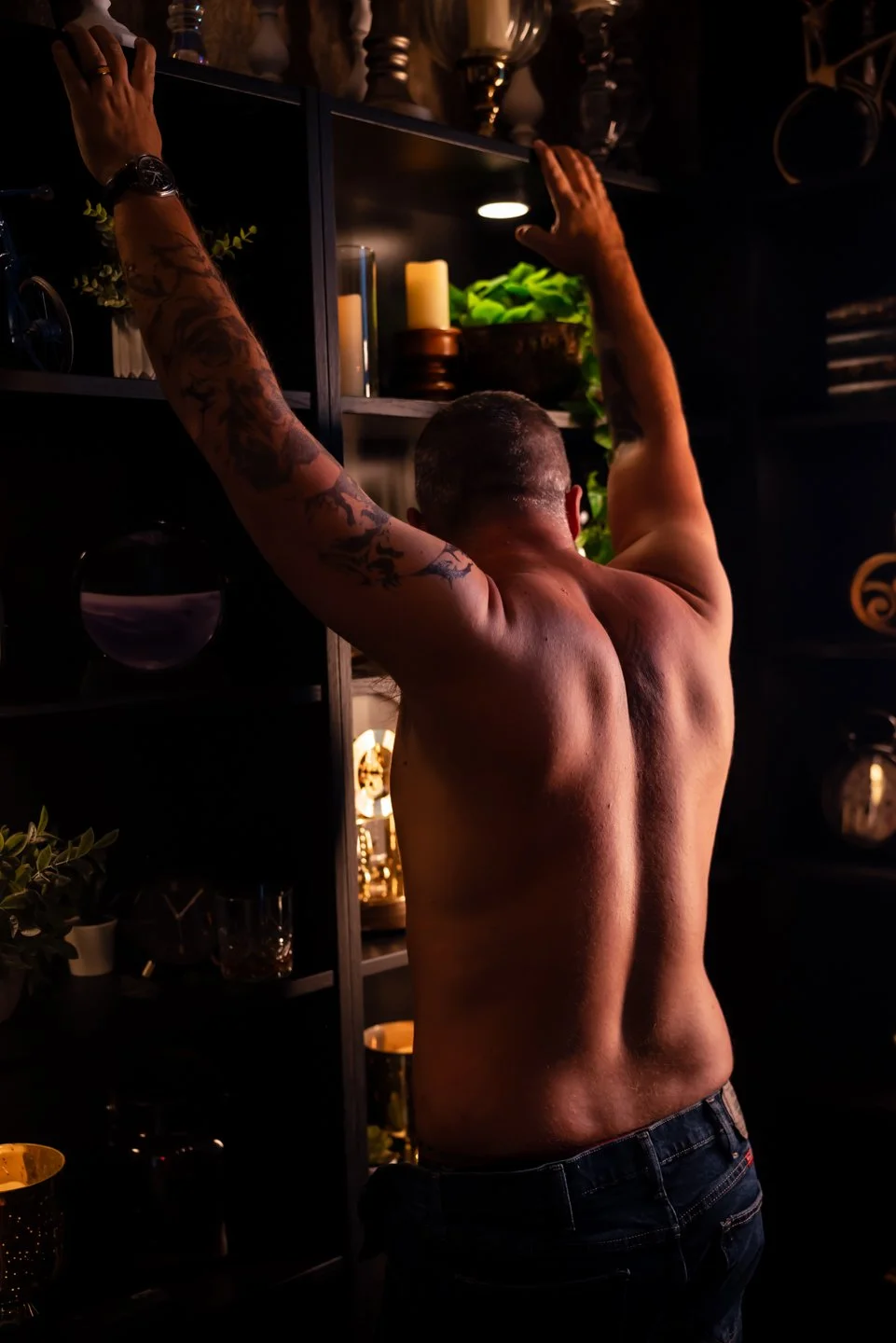 wheeling_male_photographer.jpg