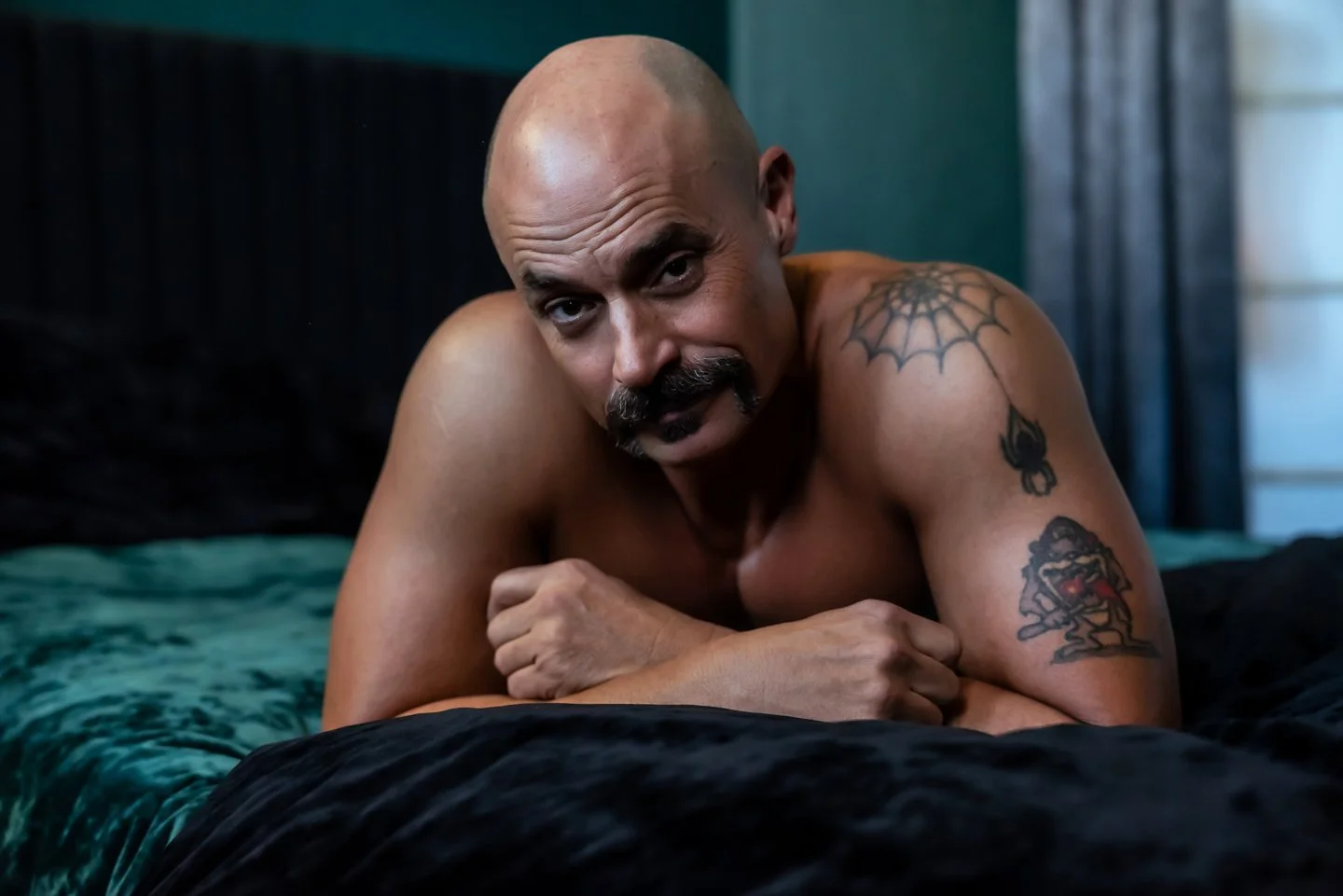 male_boudoir_near_Pittsburgh_pa.jpg