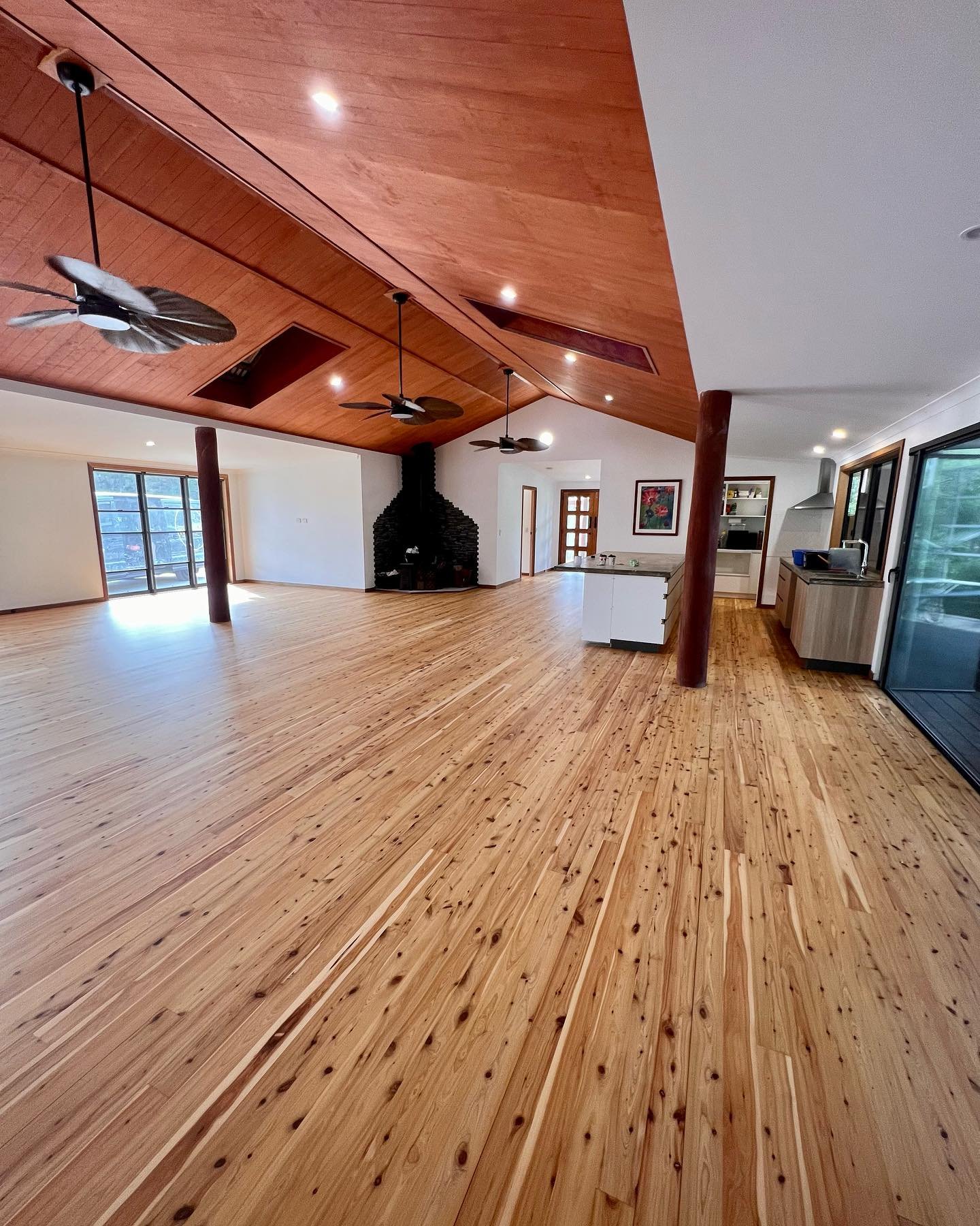 What a ripper this cypress pine floor turned out!!
Sanded perfectly flat and coated with the best Australian made ultra Matt water based 2pac. Really cool home and awesome clients, just what we love. #floorsandingsunshinecoast #timberfloorssunshineco