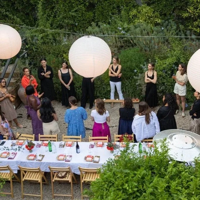 Intimate+and+Thoughtful+Events+for+New+Moms+or+Postpartum+moms+-+mysha+pods4.jpg