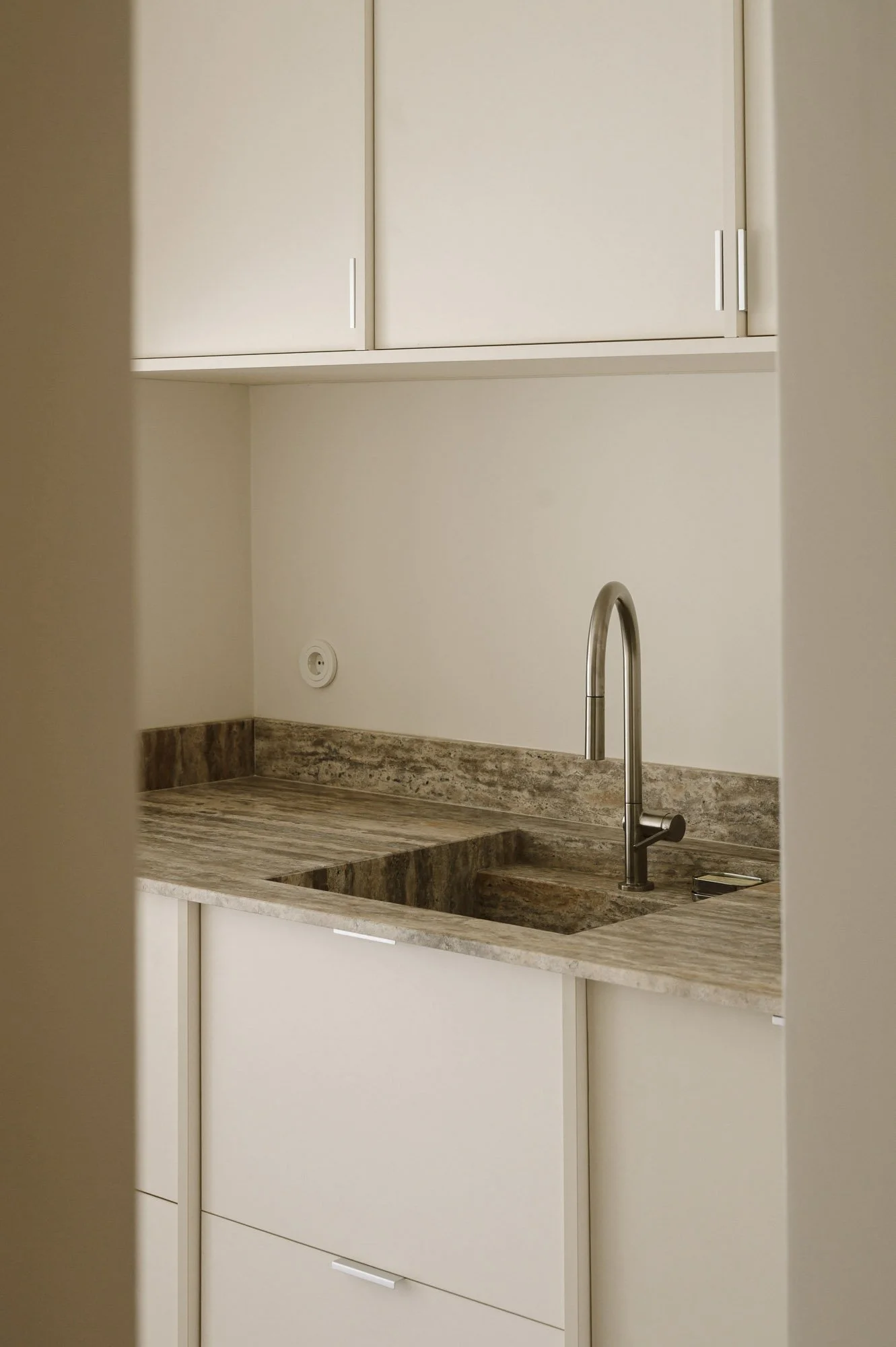 53-053_2511211427_Project 2506 Joaquim Casimiro AFTER.jpg