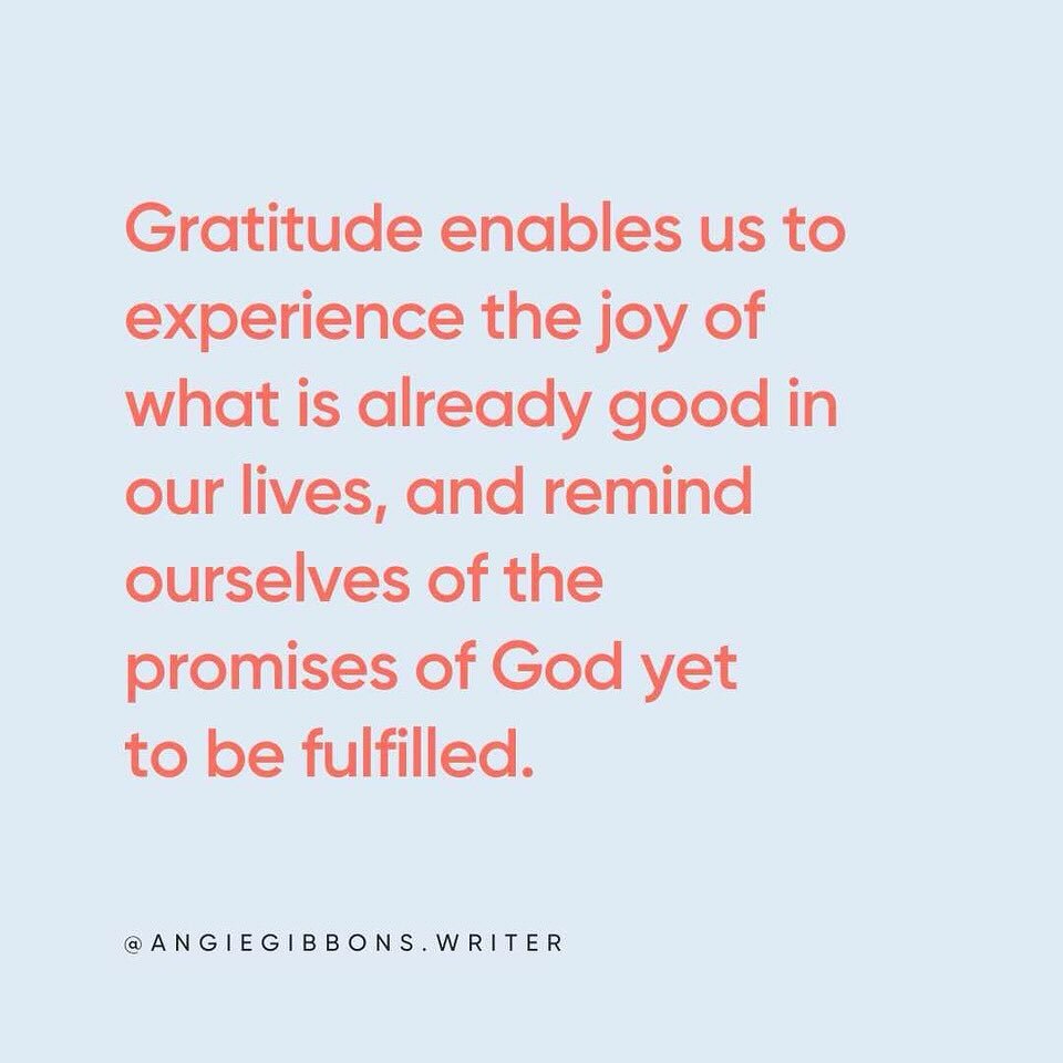 A gratitude practice isn&rsquo;t meant to be make believe, where we try to force ourselves to be happy. 
*
In order to experience it in an authentic way, we have to notice what is actually happening around us. 
*
I find it helpful to start really sma