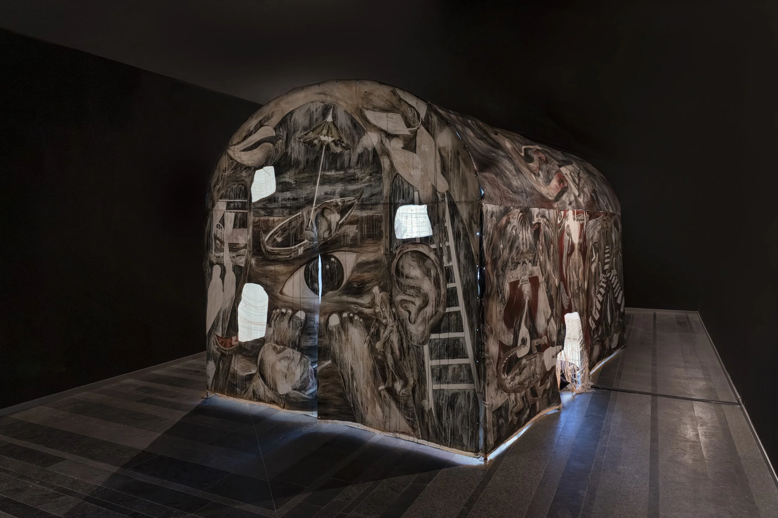 (THE WAVES HAVE NOT SLEPT 2023)©photoElaBialkowskaOKNOstudio (1).jpg