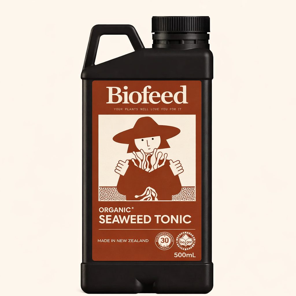 20260103_2123_Plant Food Bottle_remix_01ke1f6m5hfgmbpzc7ah1s0meg (1).png