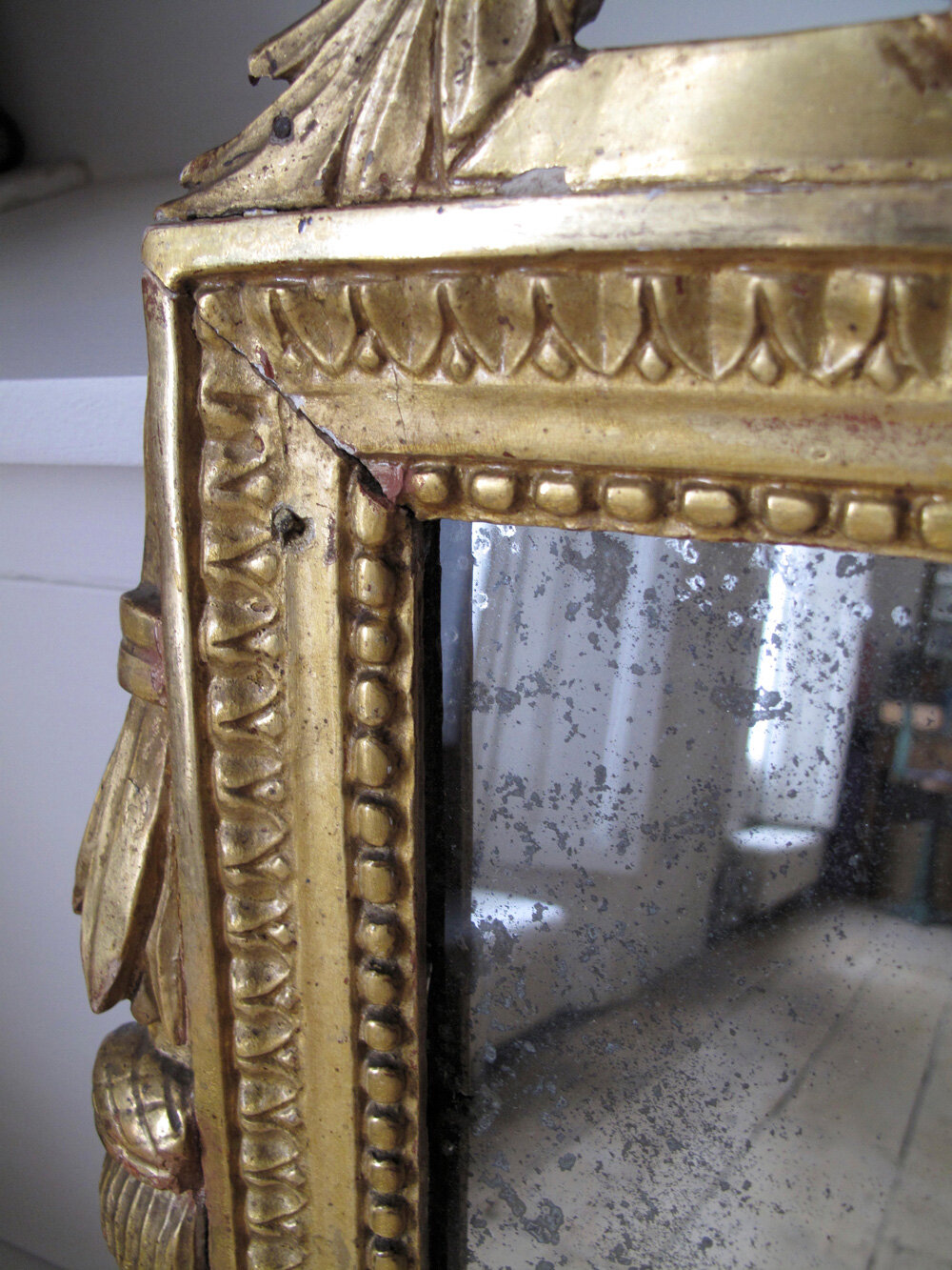 gilt-mirror-3.jpg