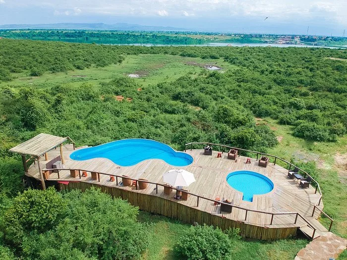Buffalo Safari Lodge.jpg