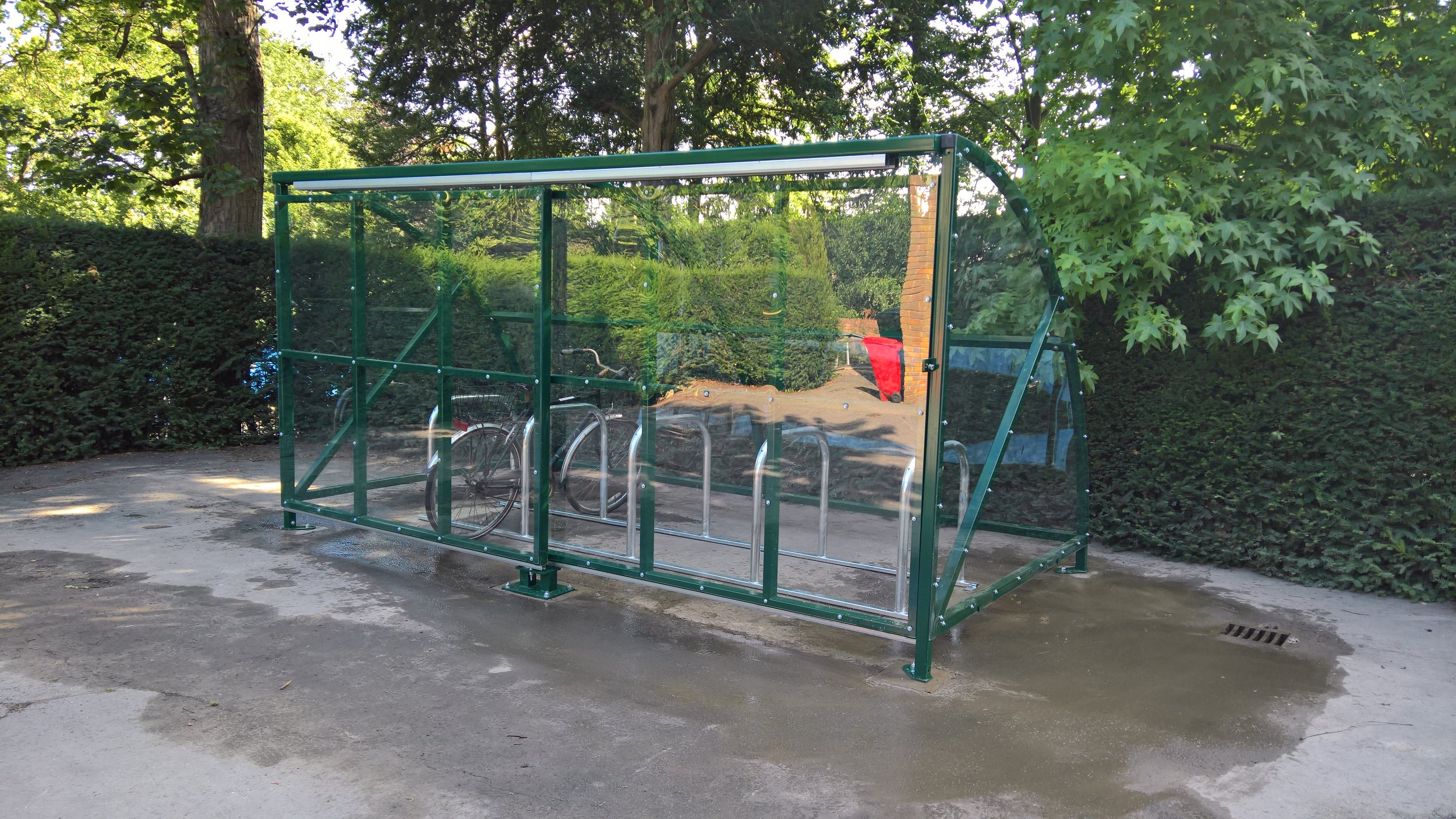 Sliding Gate Shelter in Green.jpg