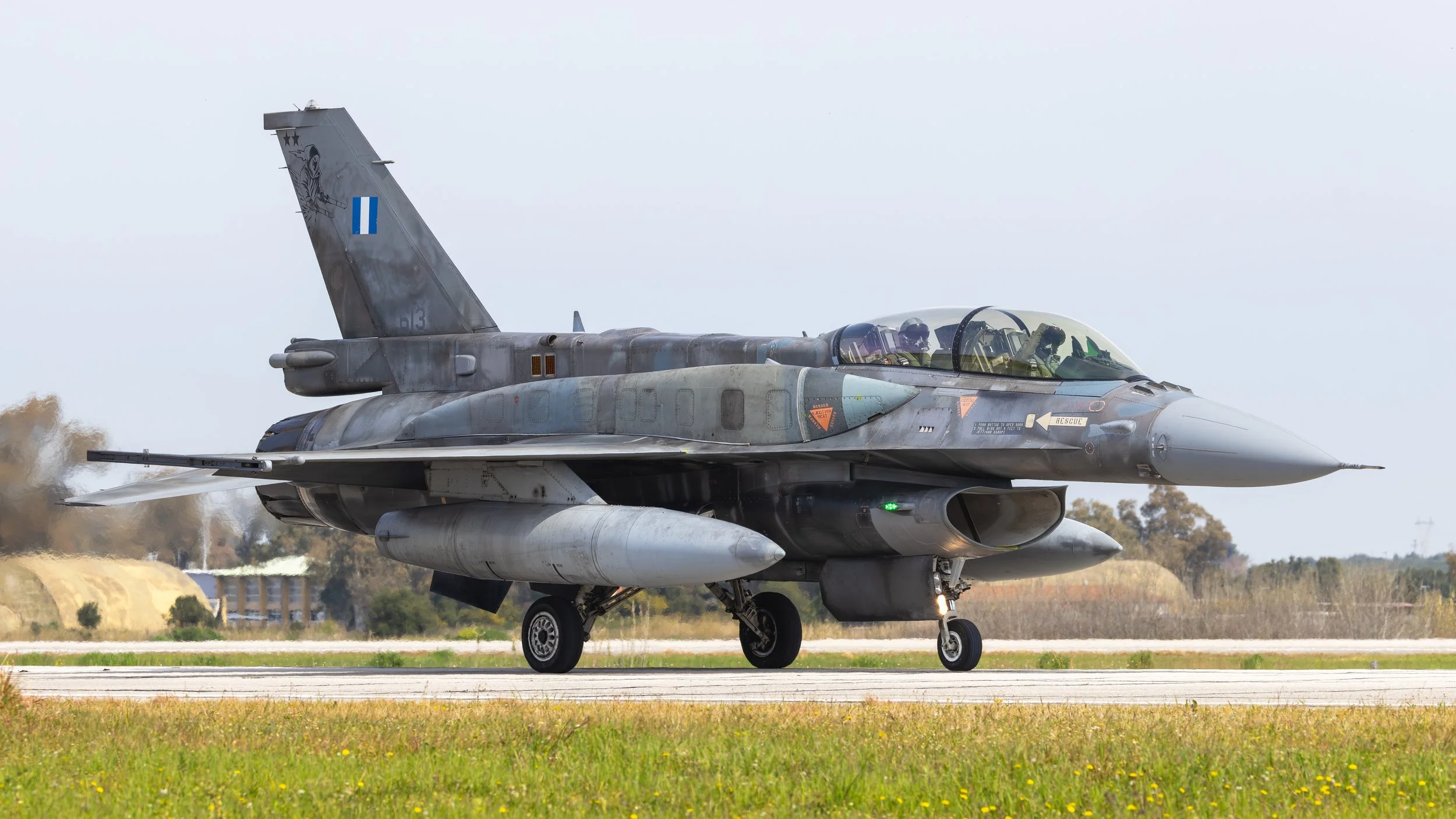 Another two-seat F-16D block 52, serial 613 from 337 Mira.