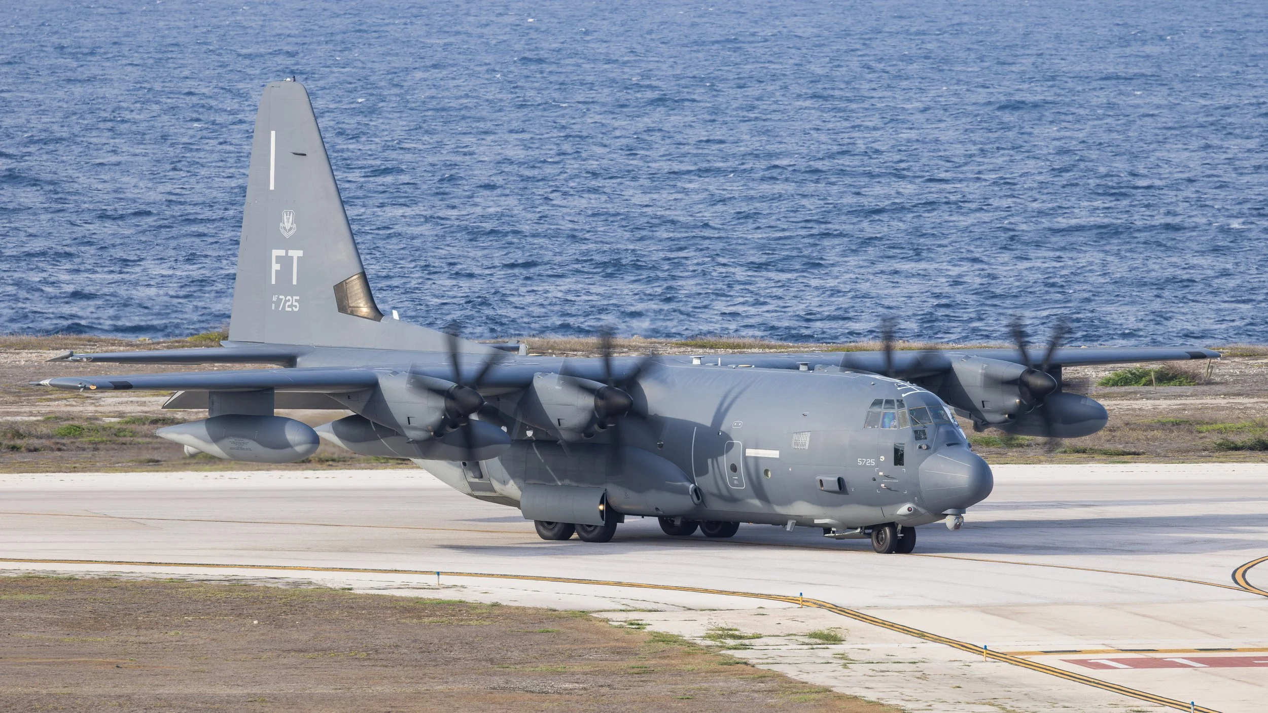 USAF HC-130J Serial 11-5725 71st RQS Curacao TNCC 15 Sep 2026-2.jpg