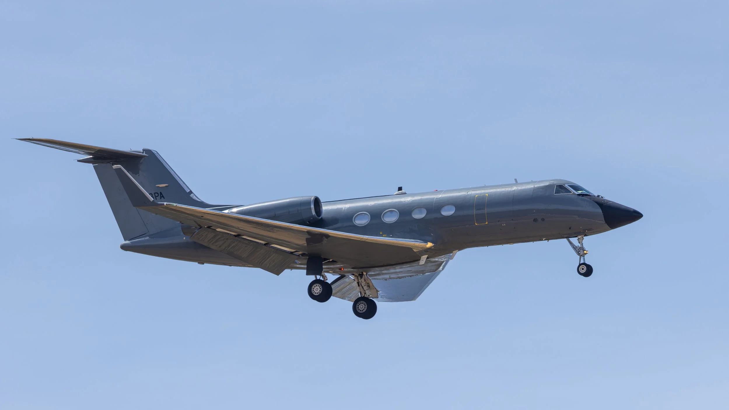 Rare Visitor: Phoenix Air Gulfstream III N163PA "Ebola Plane" ABCS Aircraft Stops at Curaçao