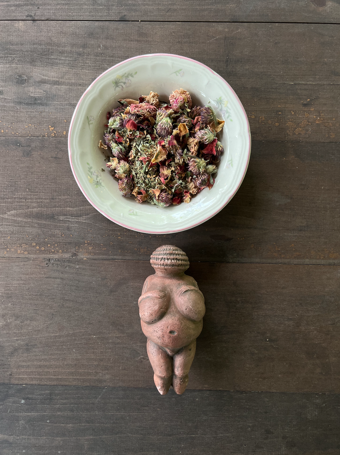 Sculpting the Sacred: Cycle Wisdom & Creative Ritual