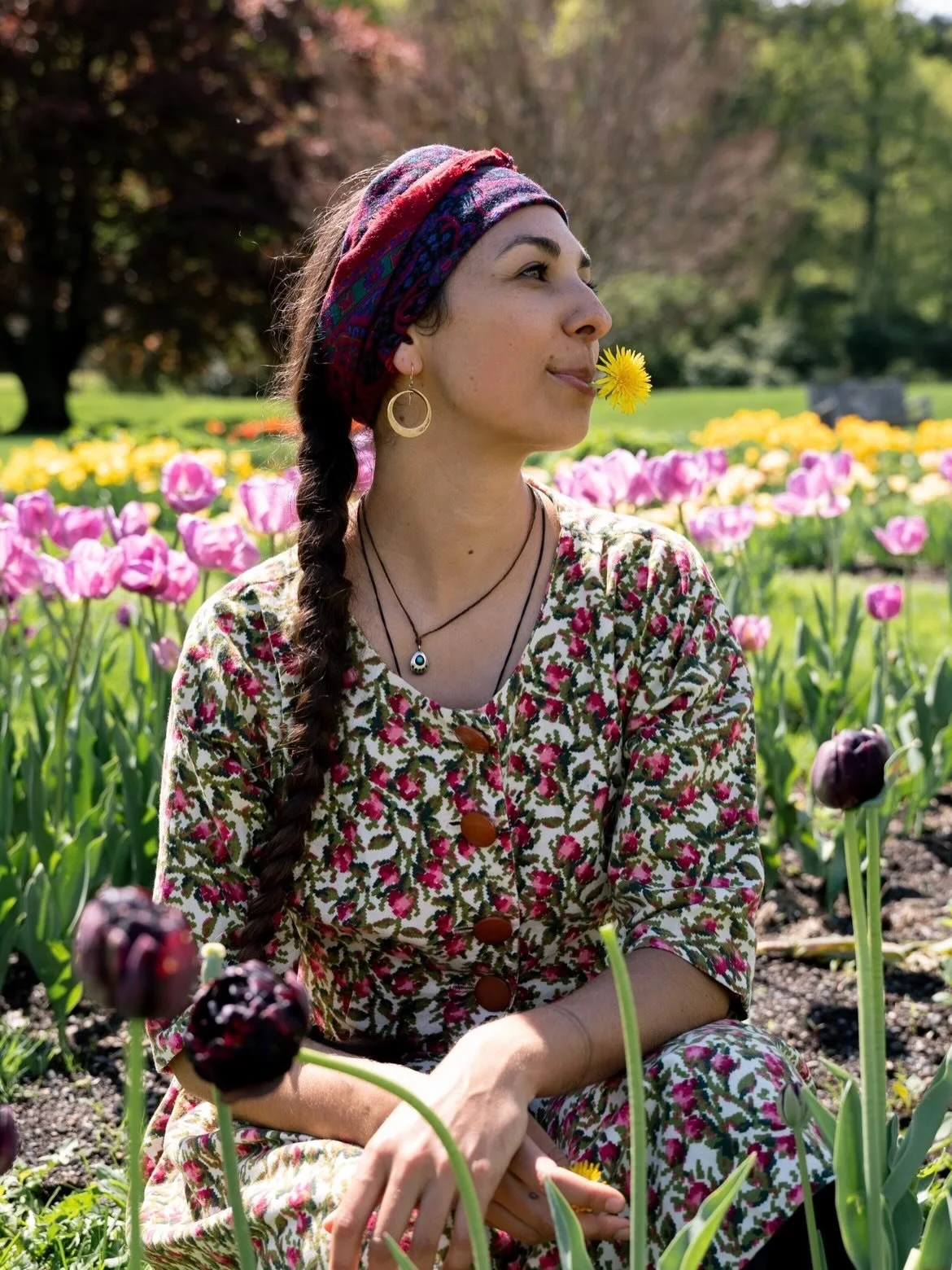 Finally the land is blooming and I look forward to vending at markets outside again! Foraged spring goodies coming soon, along with more herbal soaps and tallow balms&hellip;should I start selling herbal baked goods at the markets too? 👀

May Worksh