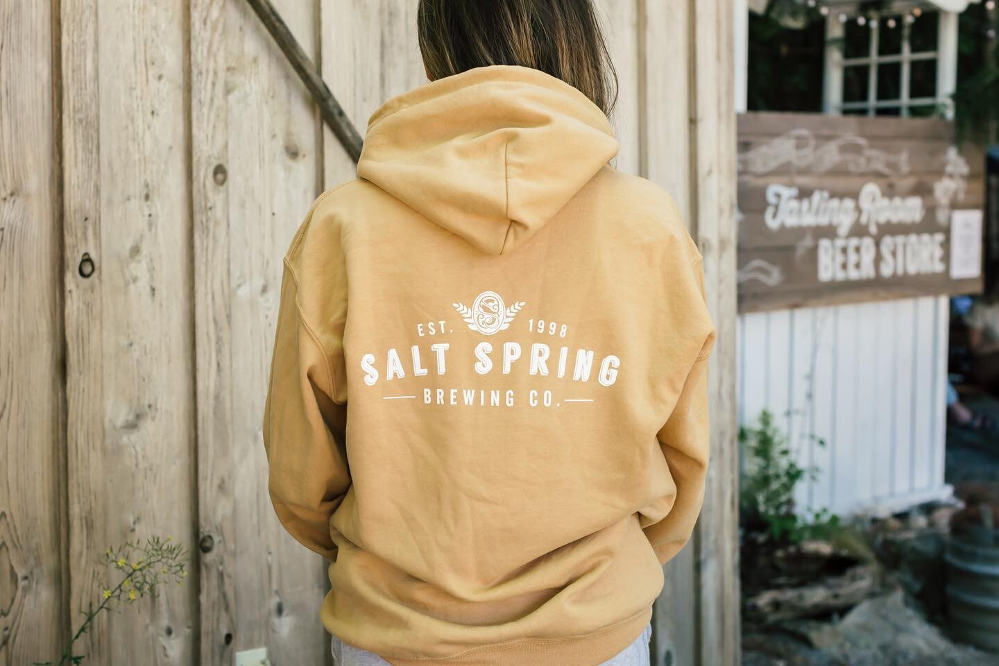 We are loving our new hoodies, and we know you&rsquo;ll love them too! 😉 

Our merch is from @passionsports.ca in Victoria. 

📸 @ashleydrody 

#brewery #bcbrewery #saltspring #saltspringisland #yyjlocal #yyjloveslocal #beerstagram #beerdrinker #exp