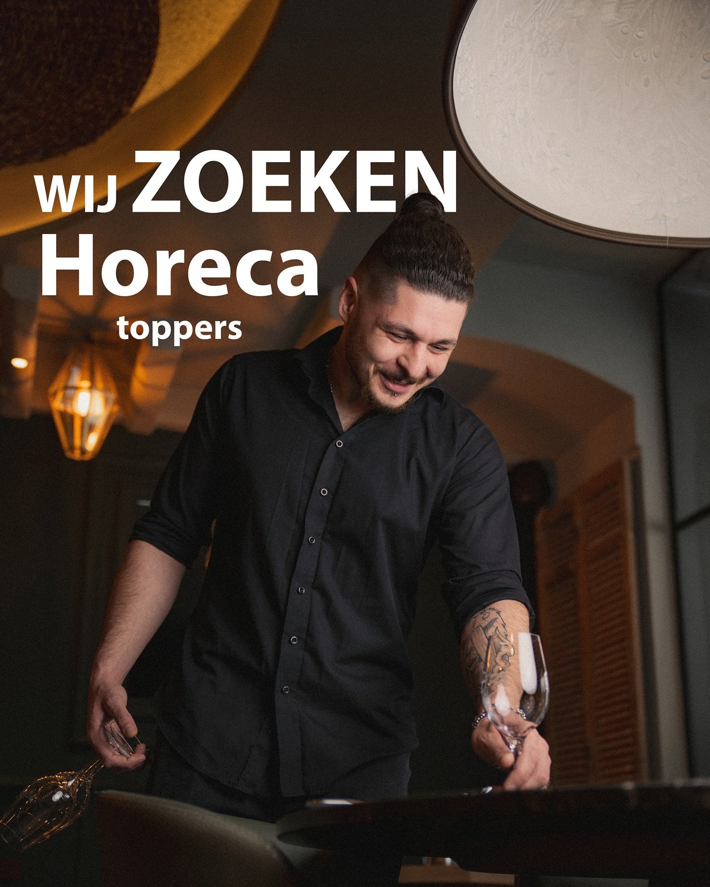 Wij zijn op zoek naar nieuwe teamleden voor de bediening (en horeca toppers)!⭐️ Parttime of fulltime!

Van het serveren van onze heerlijke mediterrane gerechten (en proeven, vandaar de naam Sabores 🤫) tot het maken van de perfecte cocktails achter d