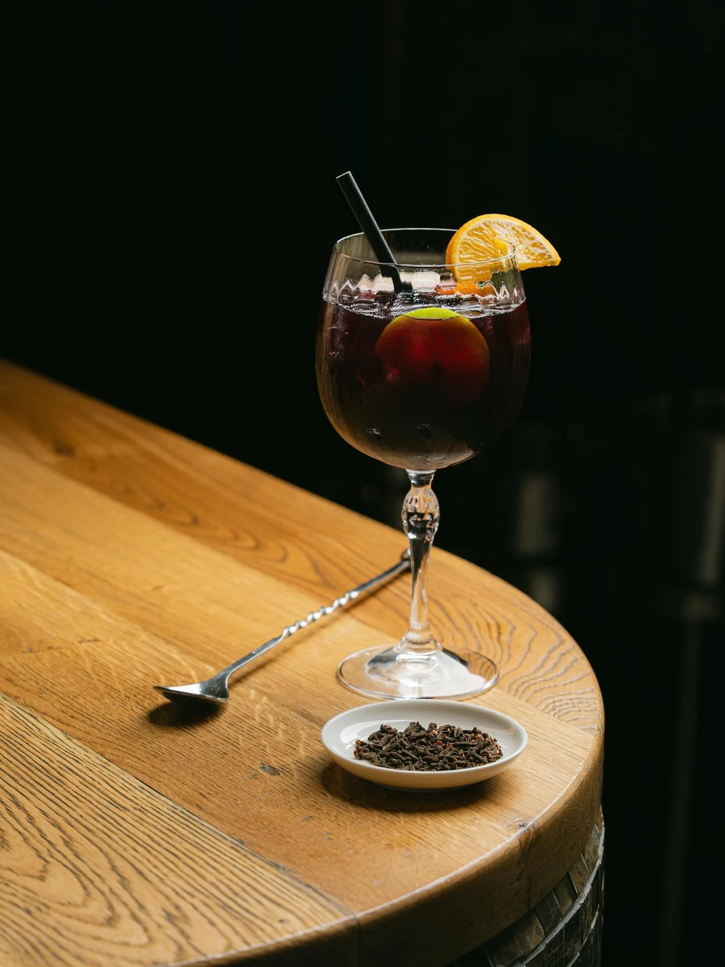 Knus, kruidig en compleet cozy! ✨

Ontdek onze wintersangria. Perfect om je avond n&eacute;t dat beetje extra warmte te geven. 🍷❄️