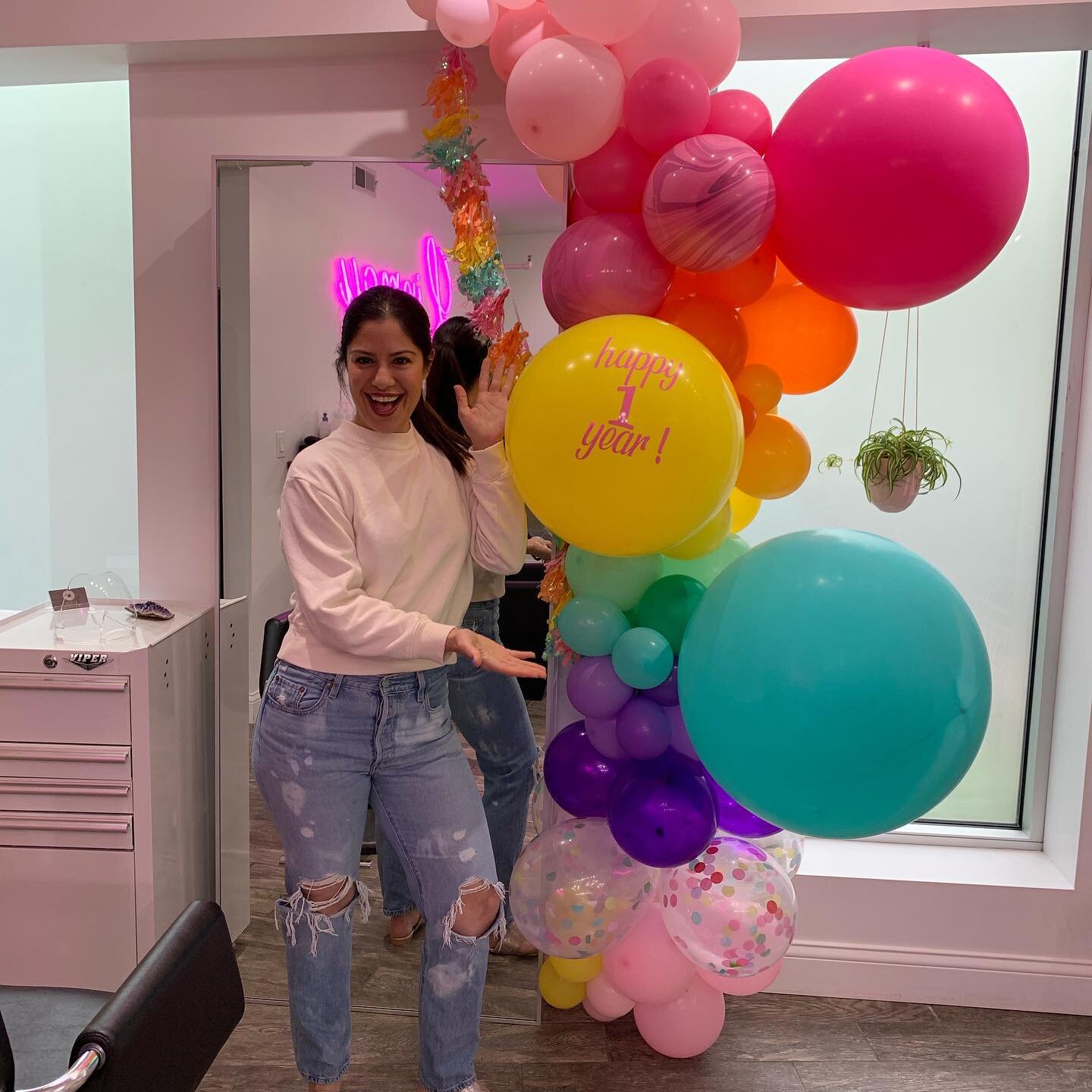 What a year it has been!

Jenny Khan may be an angel, sent to Linmay Studio from heaven itself.

She has added pizazz, professionalism, humor, fun, positivity, and healthy habits to our lives.

Thank you Jenny for being you and making Linmay such a s