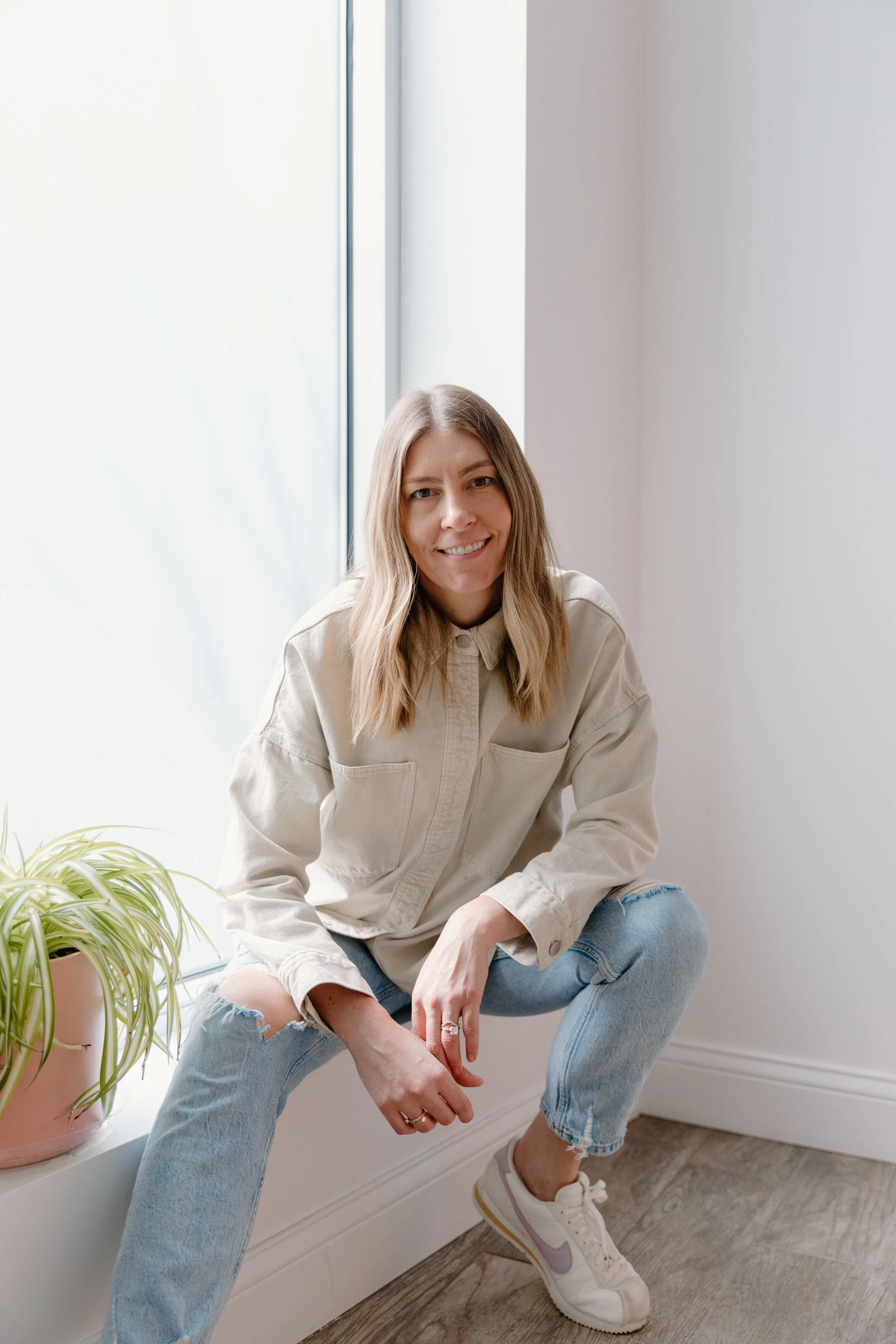 Book Hair Appointment Online Hair Style Services Hair Color