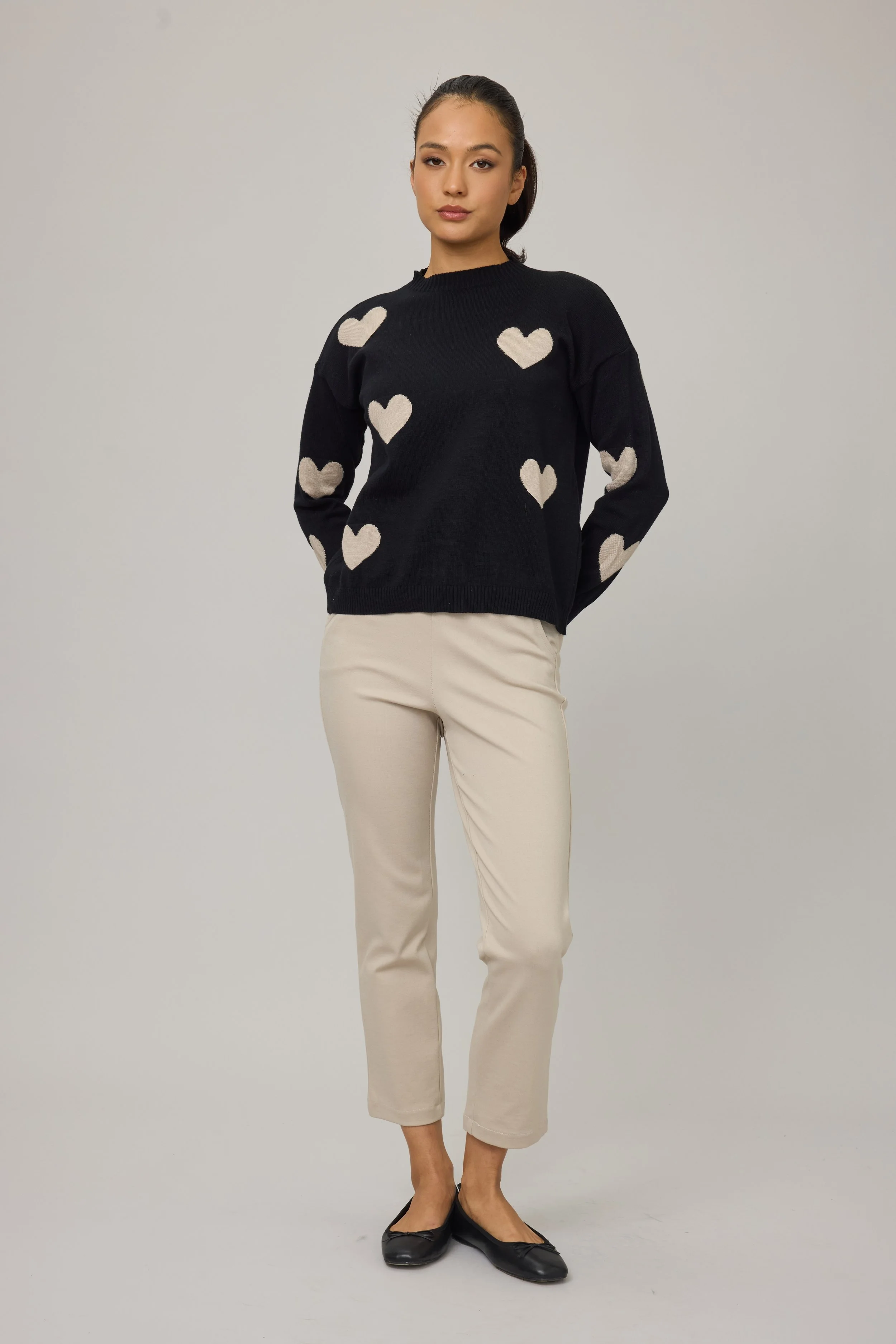 M-90576_Black w: Beige Hearts.jpg