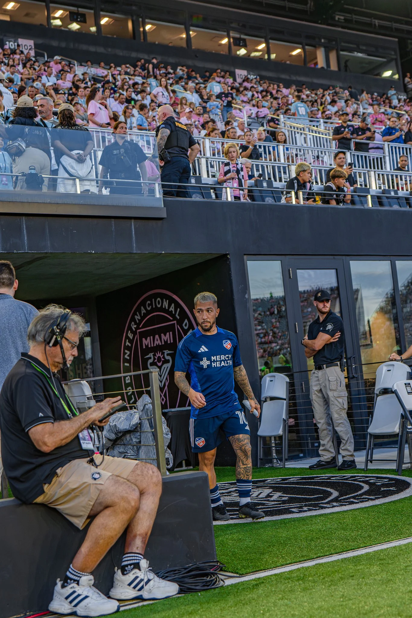A7R09750-Enhanced-NR.jpg